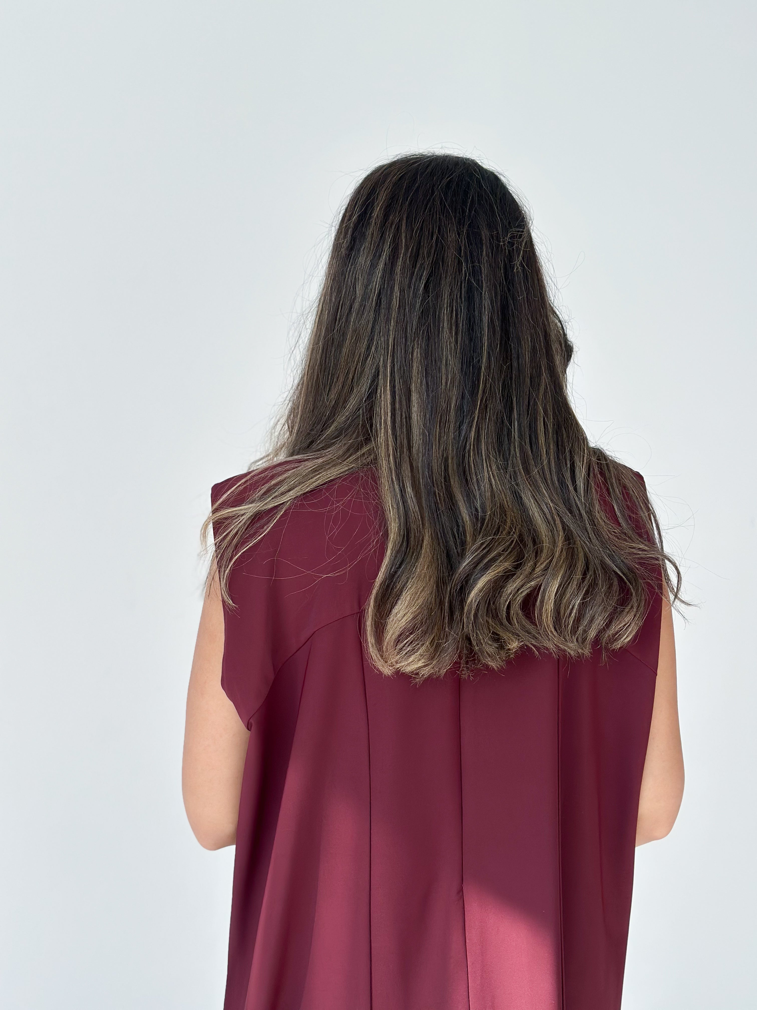 MW645 - Light Crepe Standing with Jacquard Half-Cloche