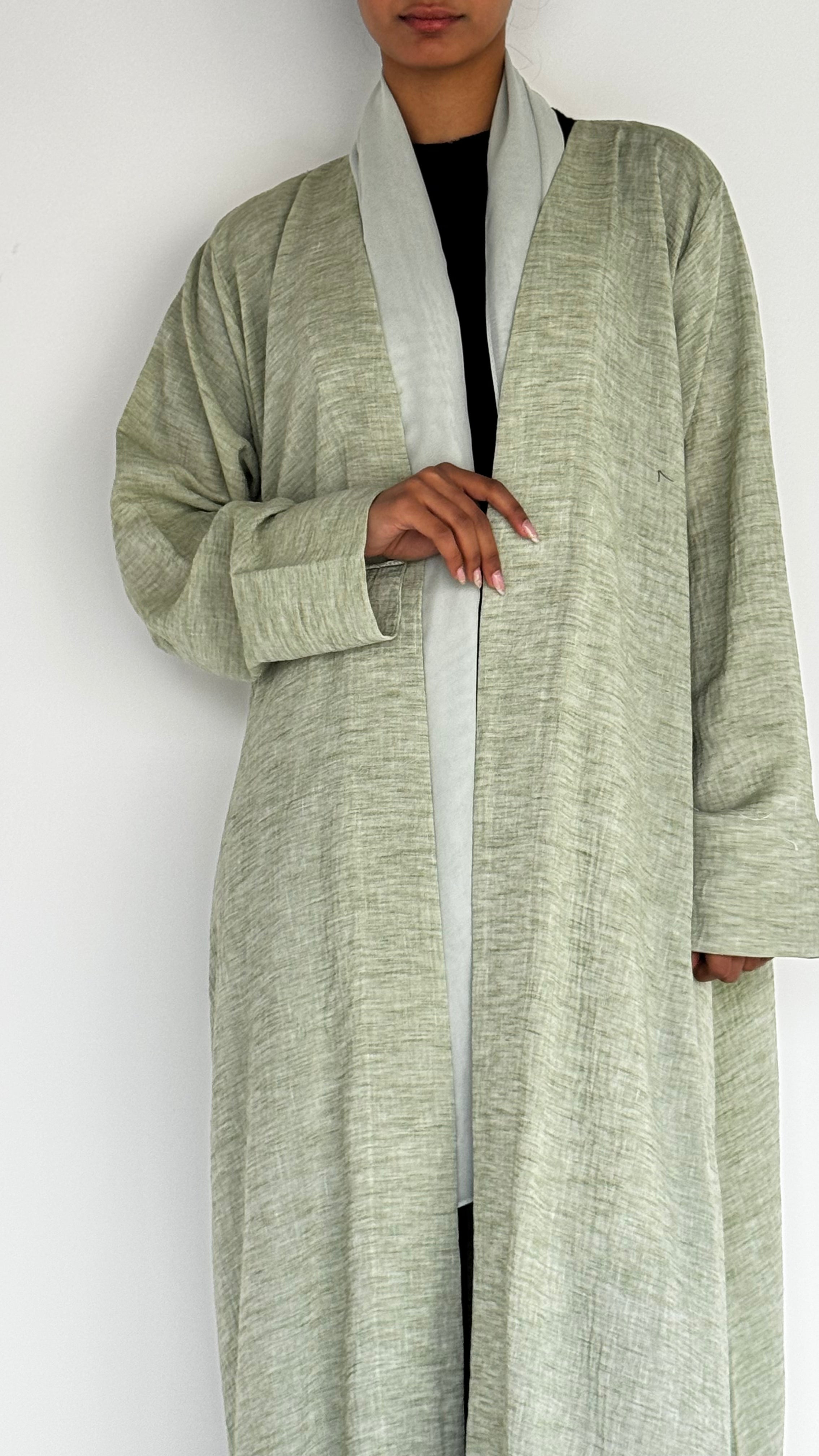 MW645 - Light Crepe Standing with Jacquard Half-Cloche