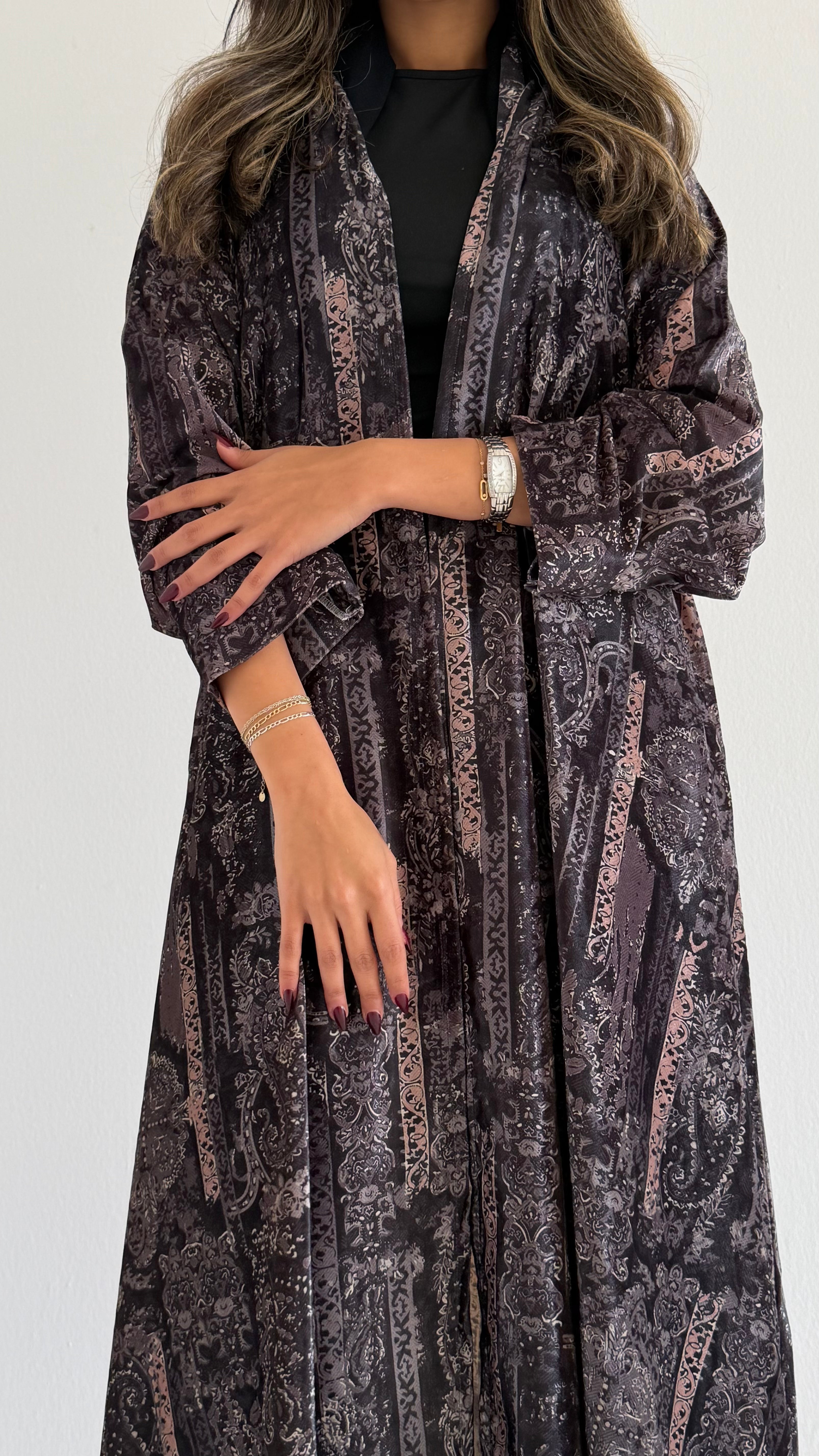 MWT713 -  عباية ملونه مدموجه بألوان شتوية