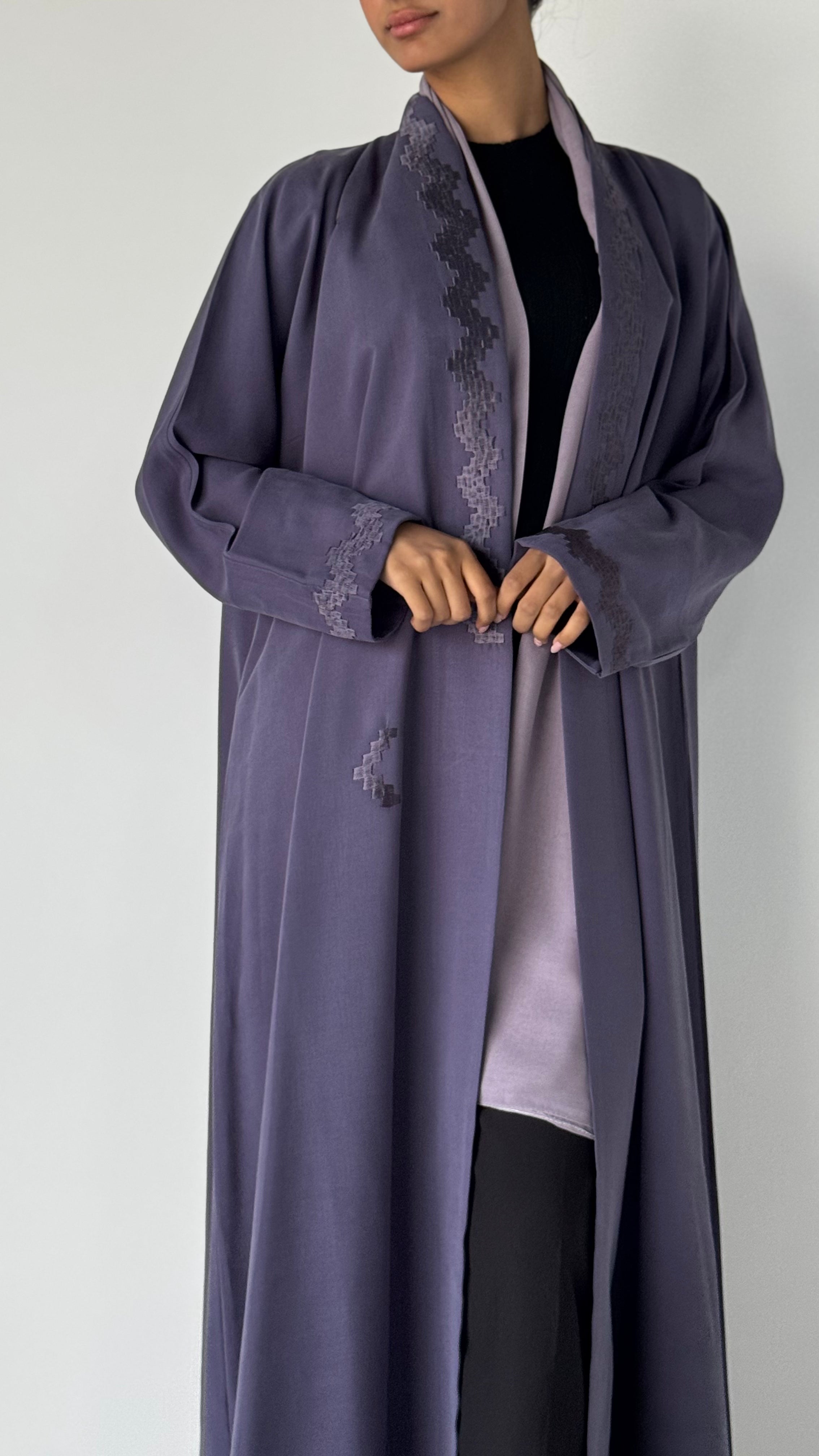 MW645 - Light Crepe Standing with Jacquard Half-Cloche
