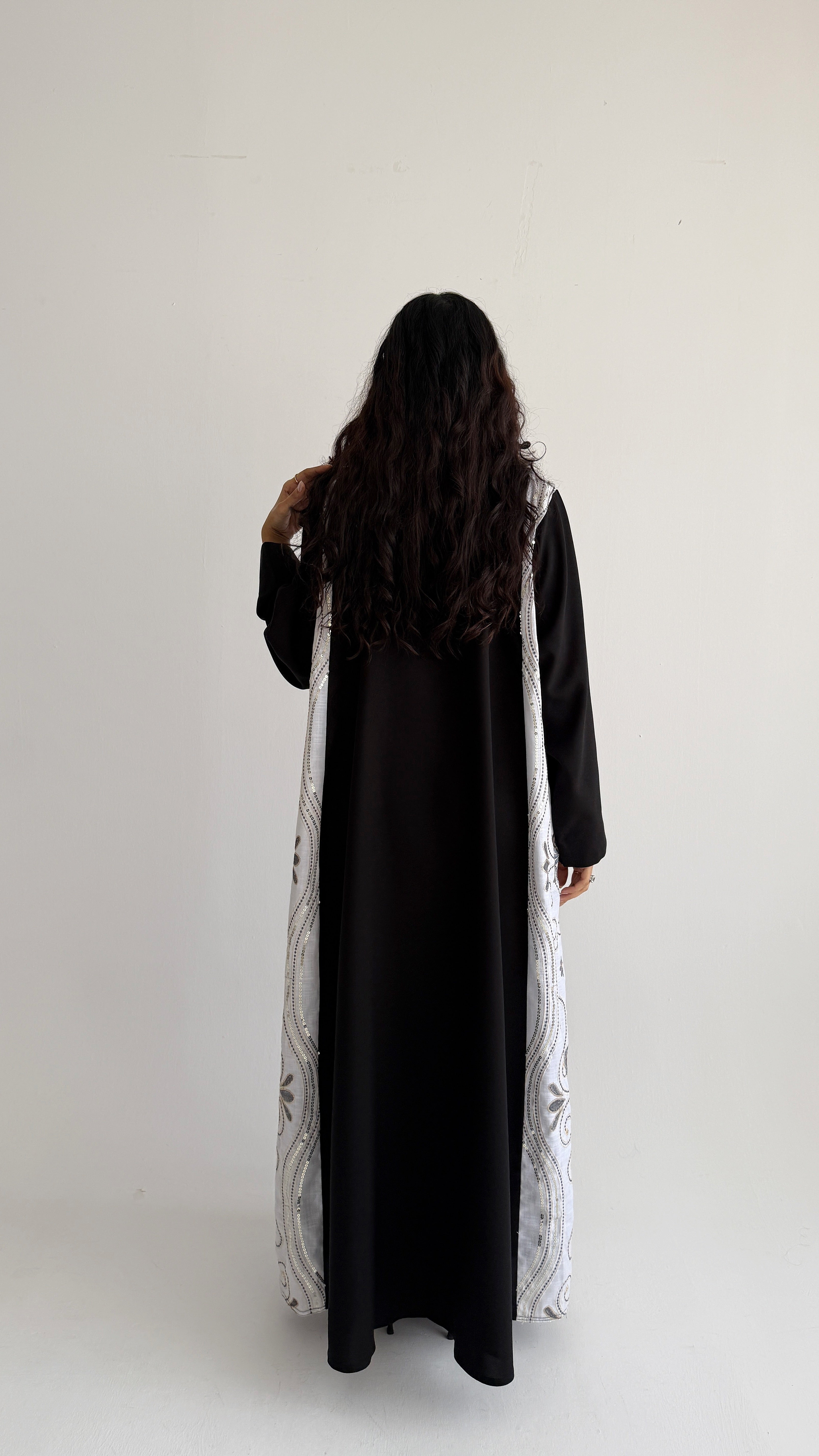 MWT1418 عباية كتان مع تدخيلة لينن - Aya