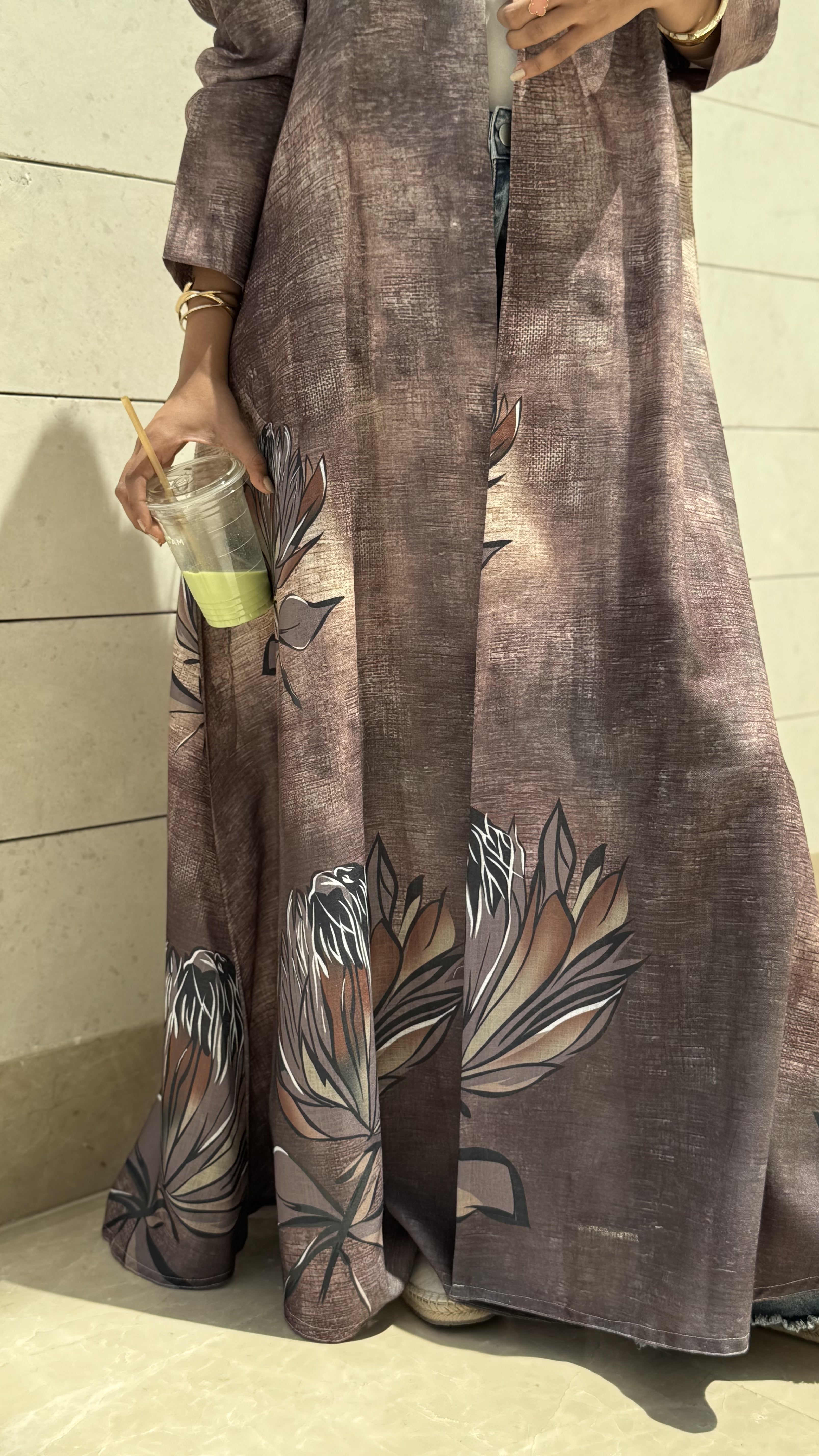 MW645 - Light Crepe Standing with Jacquard Half-Cloche