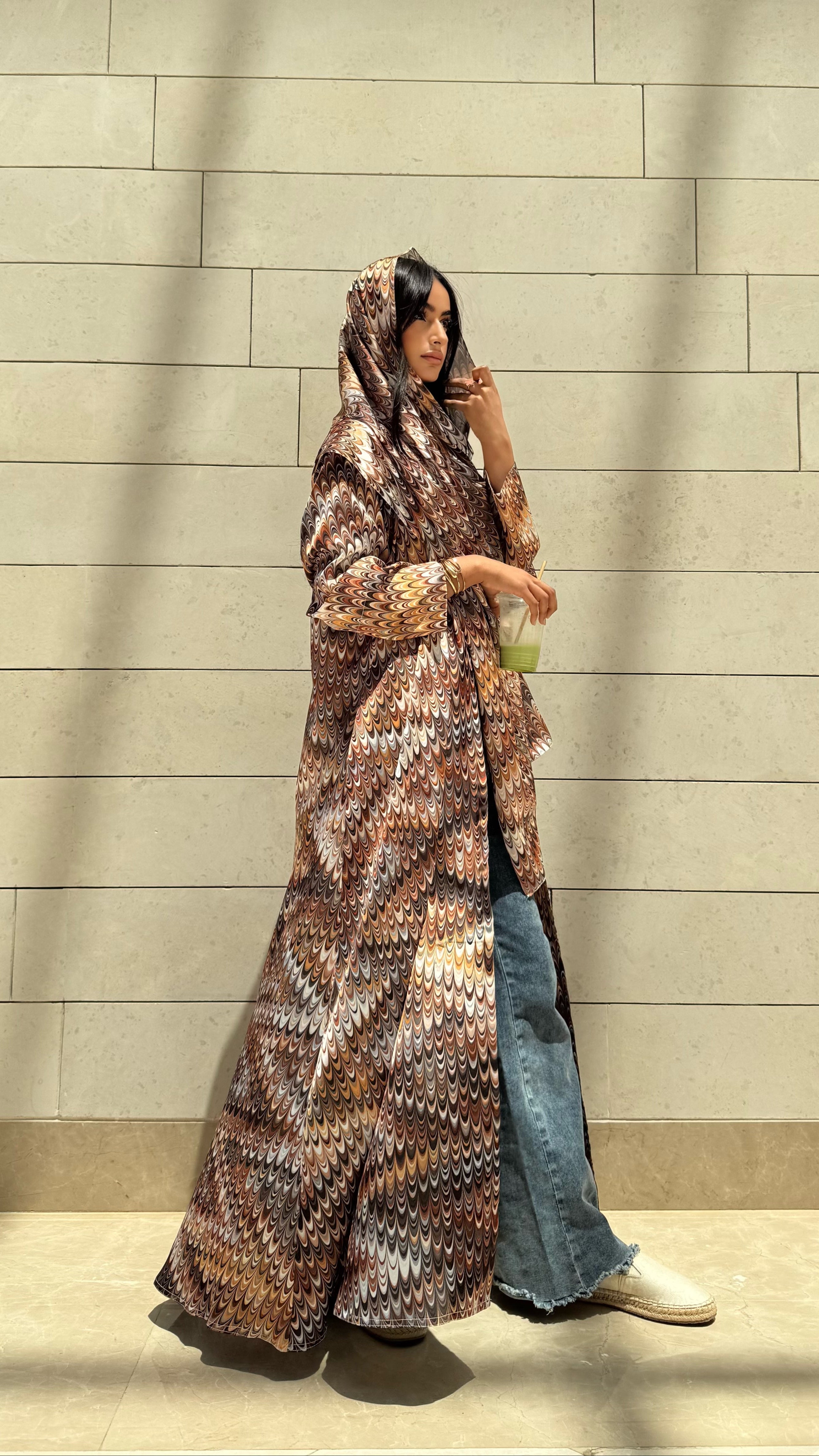 MW645 - Light Crepe Standing with Jacquard Half-Cloche