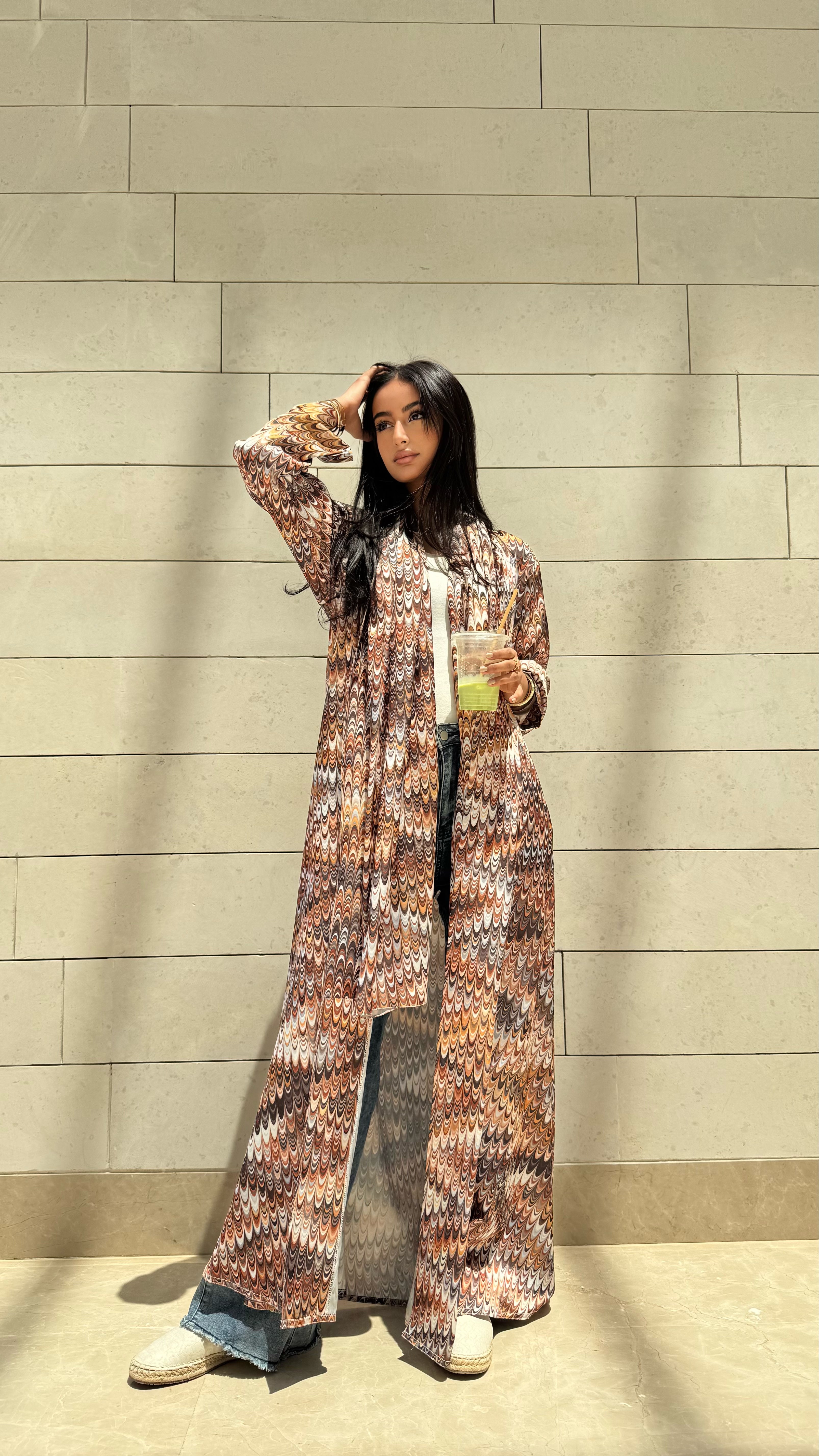 MW645 - Light Crepe Standing with Jacquard Half-Cloche