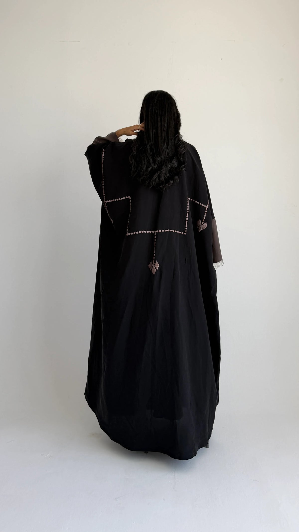 MWT1224 - عباية تطريز صيفي |Summer Embroidered Abaya - Aya