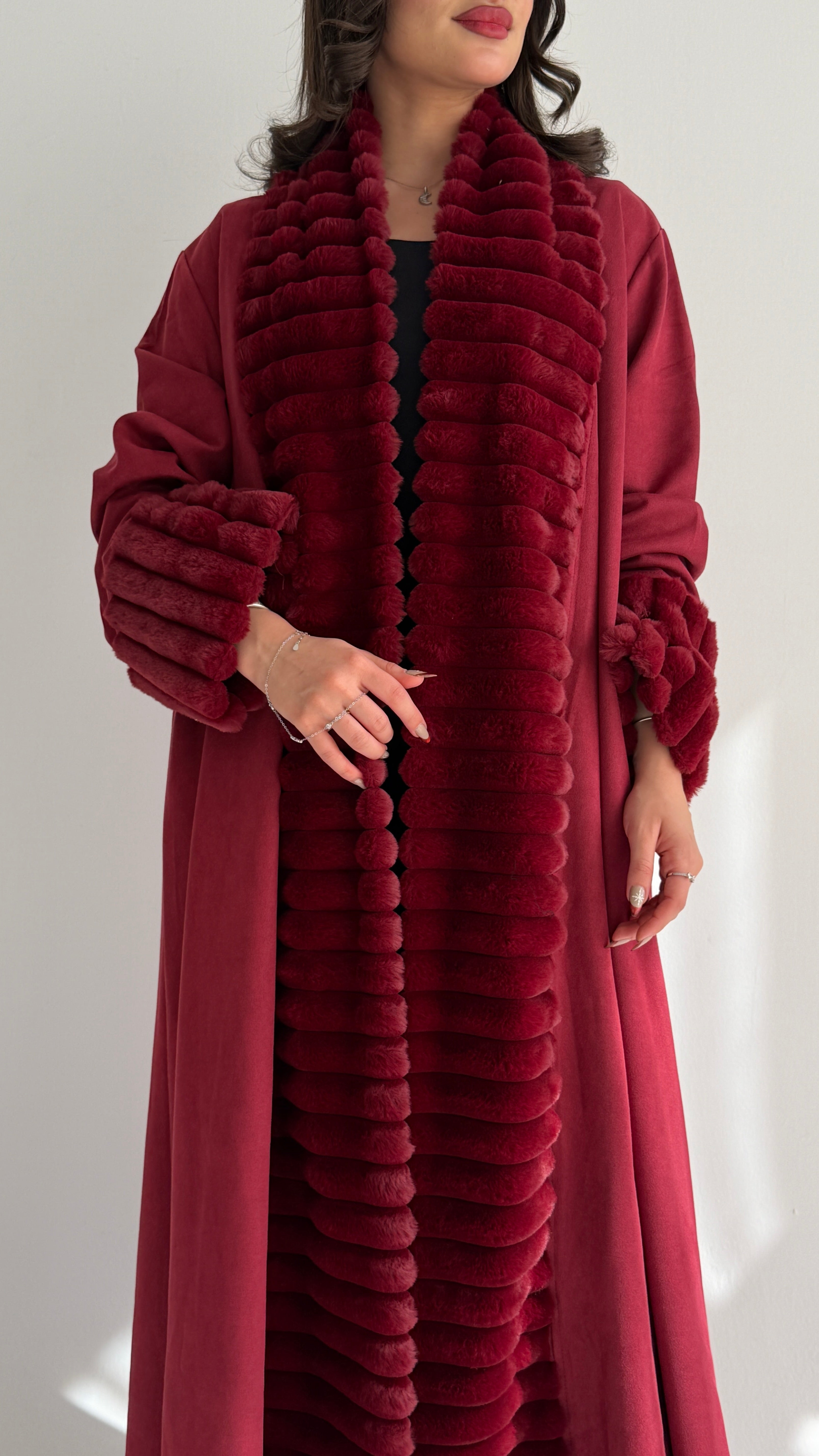 MW645 - Light Crepe Standing with Jacquard Half-Cloche