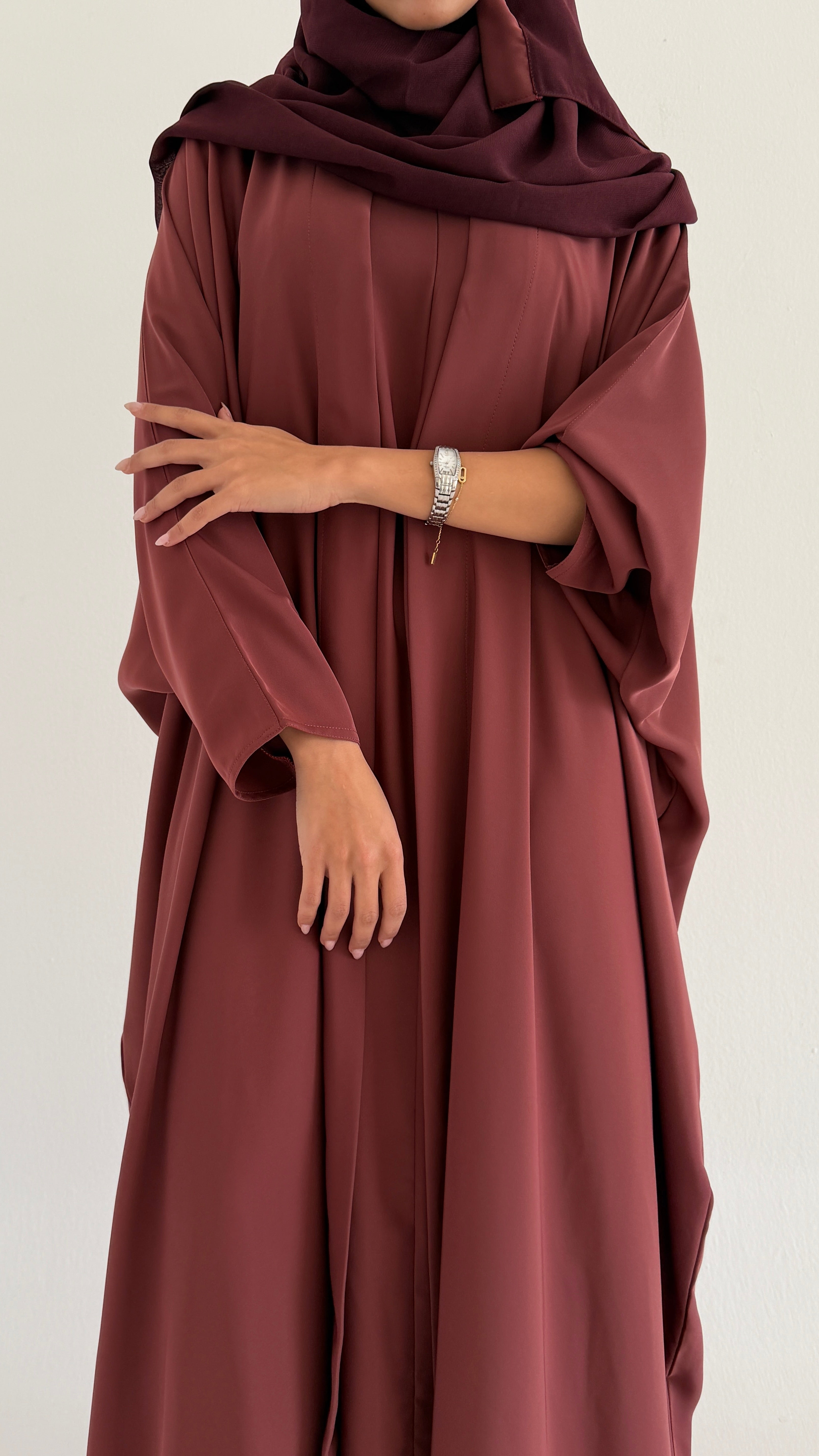 MW2017 - عباية كريب مع فستان كريب - Aya