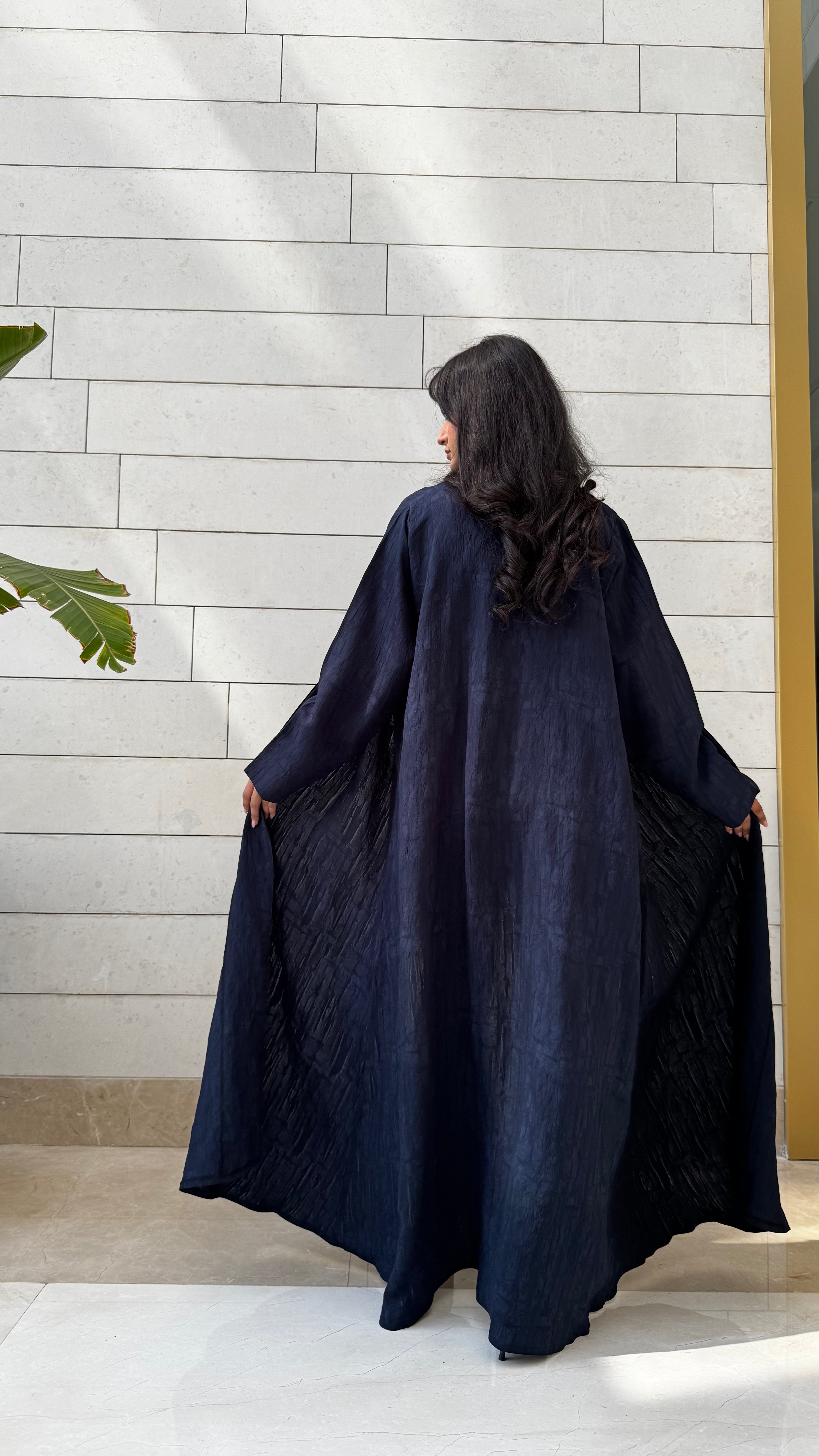 MWT658 - عباية كحلي جاكار - Aya