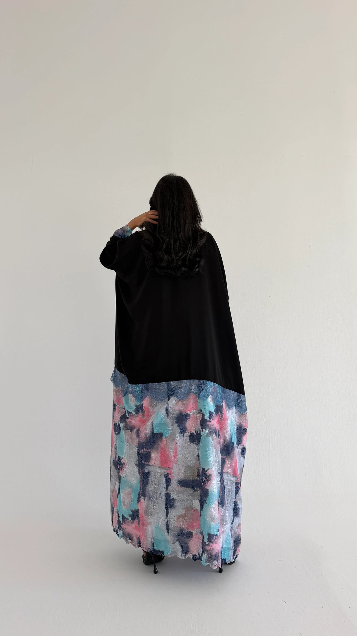 MWT1272 - عباية بتدخيلة ركامة وكلفة - Aya