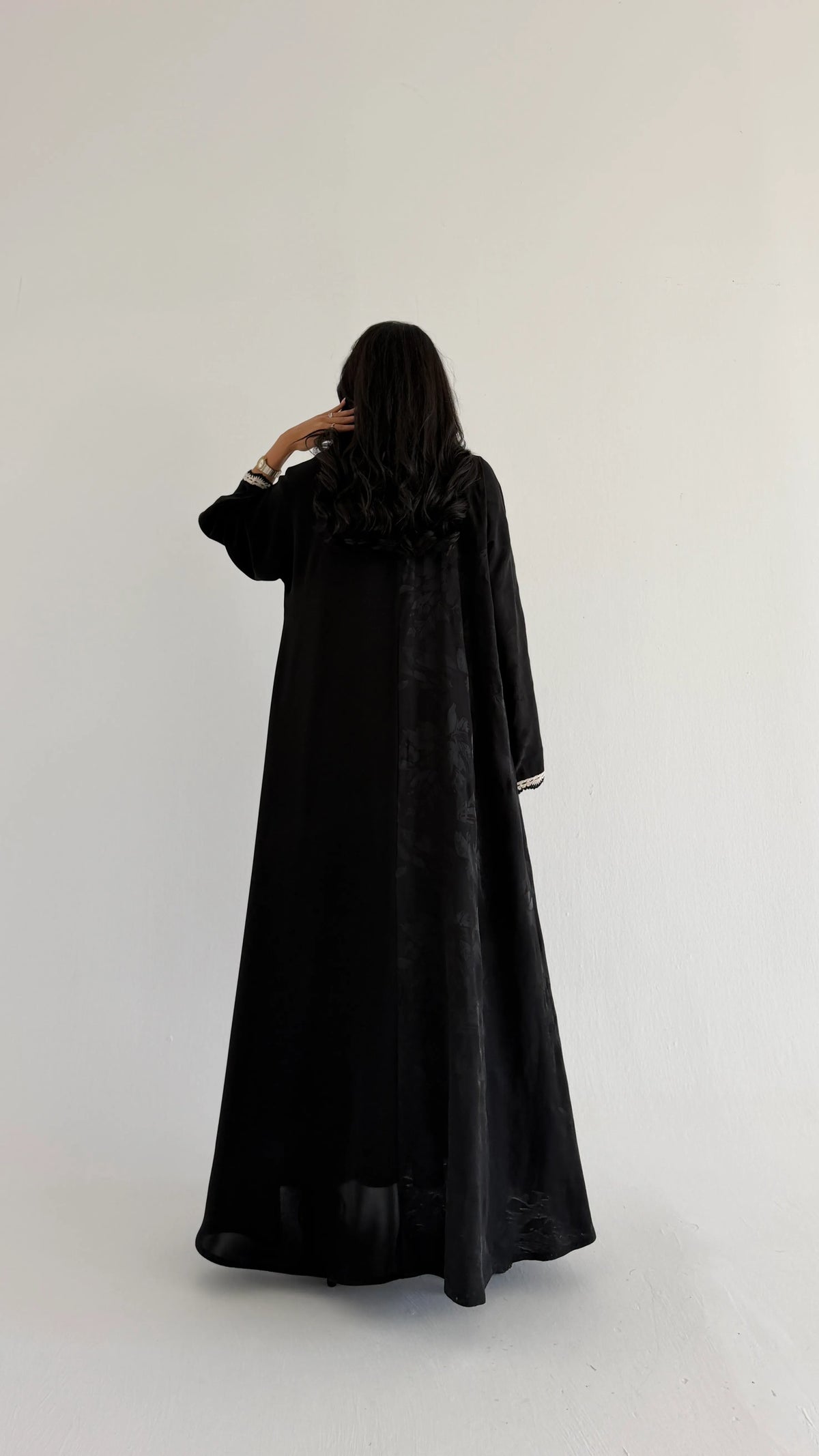 MWT1277 - عباية جاكار بتدخيلة كلفة - Aya