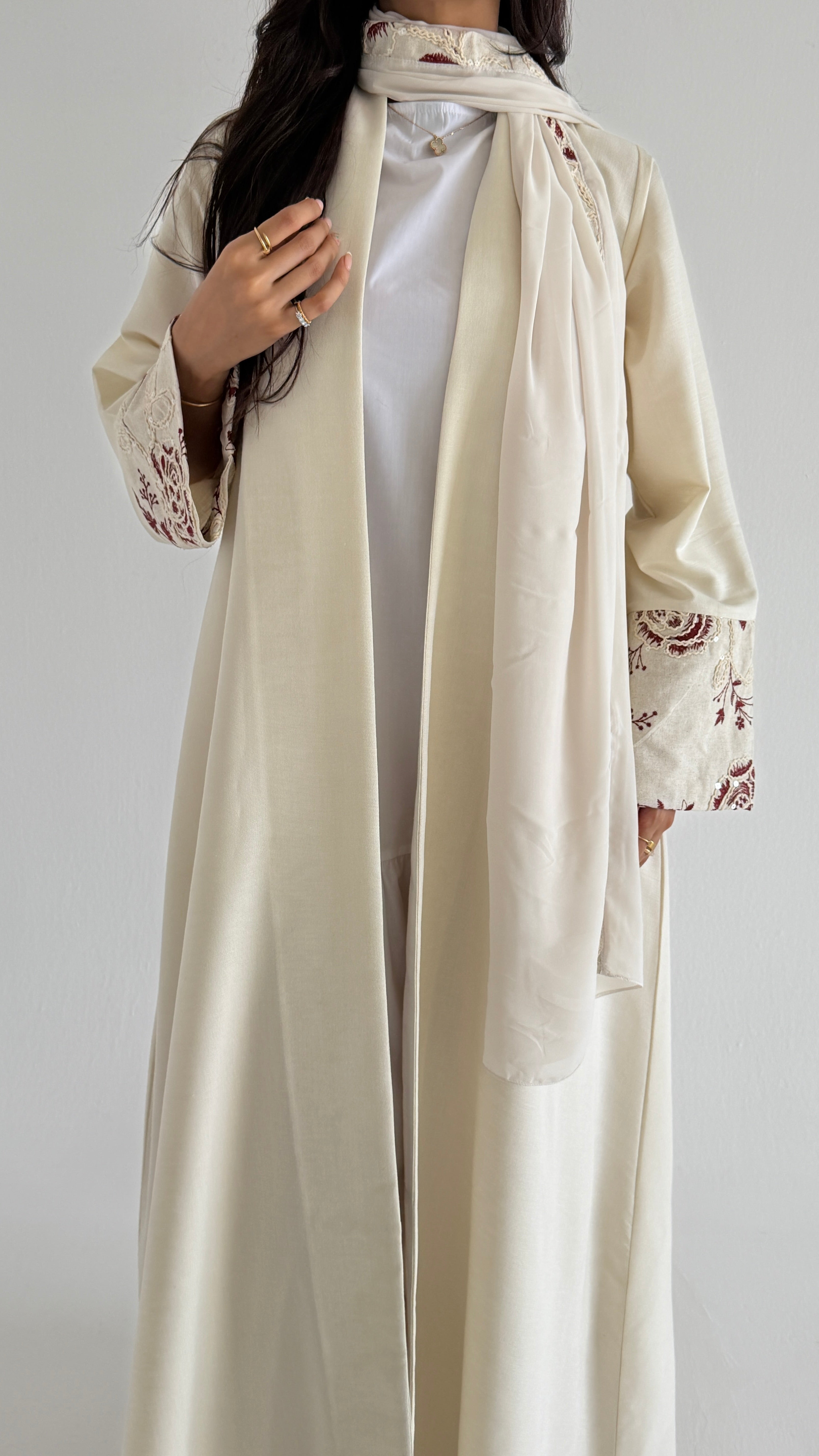 MW2152 - عبايه لنن نص كلوش مع اضافه لنن مطرز بالاكمام حصرية - Aya