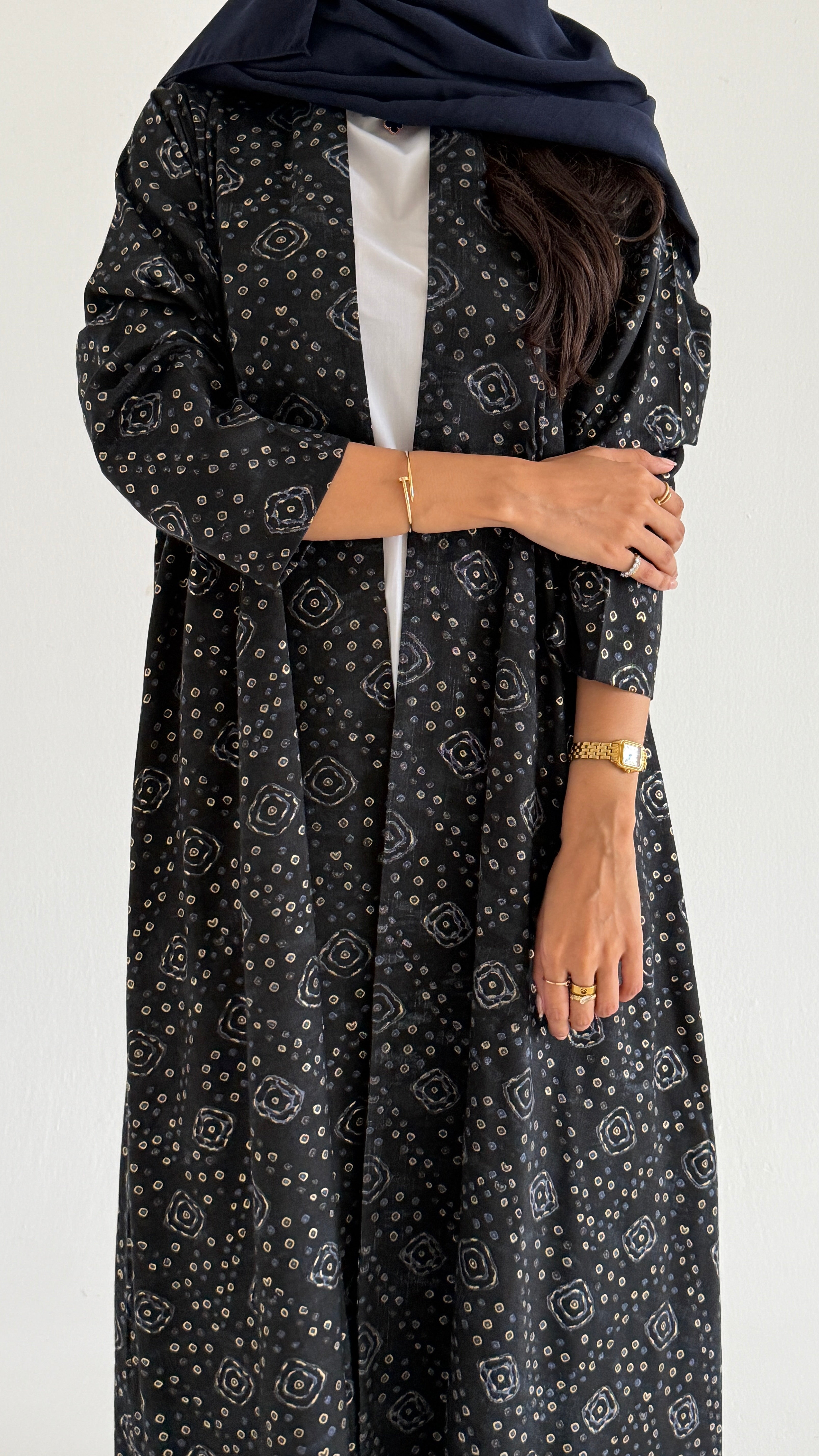 MW2149 -  عباية جاكار نص كلوش بزخارف راقي وحصرية - Aya