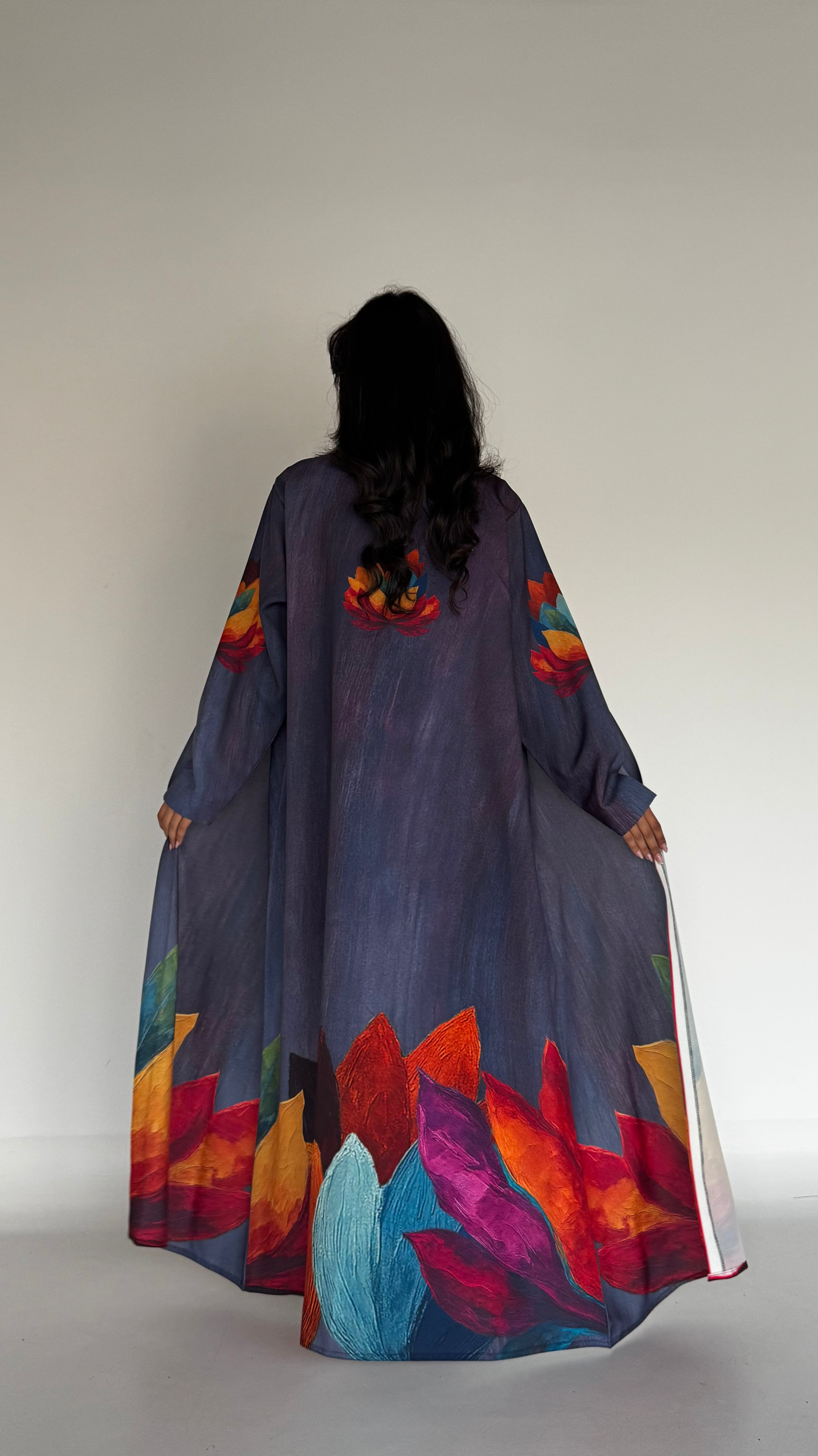 MW1800 - عباية طباعة  بالوان متناغمة - Aya