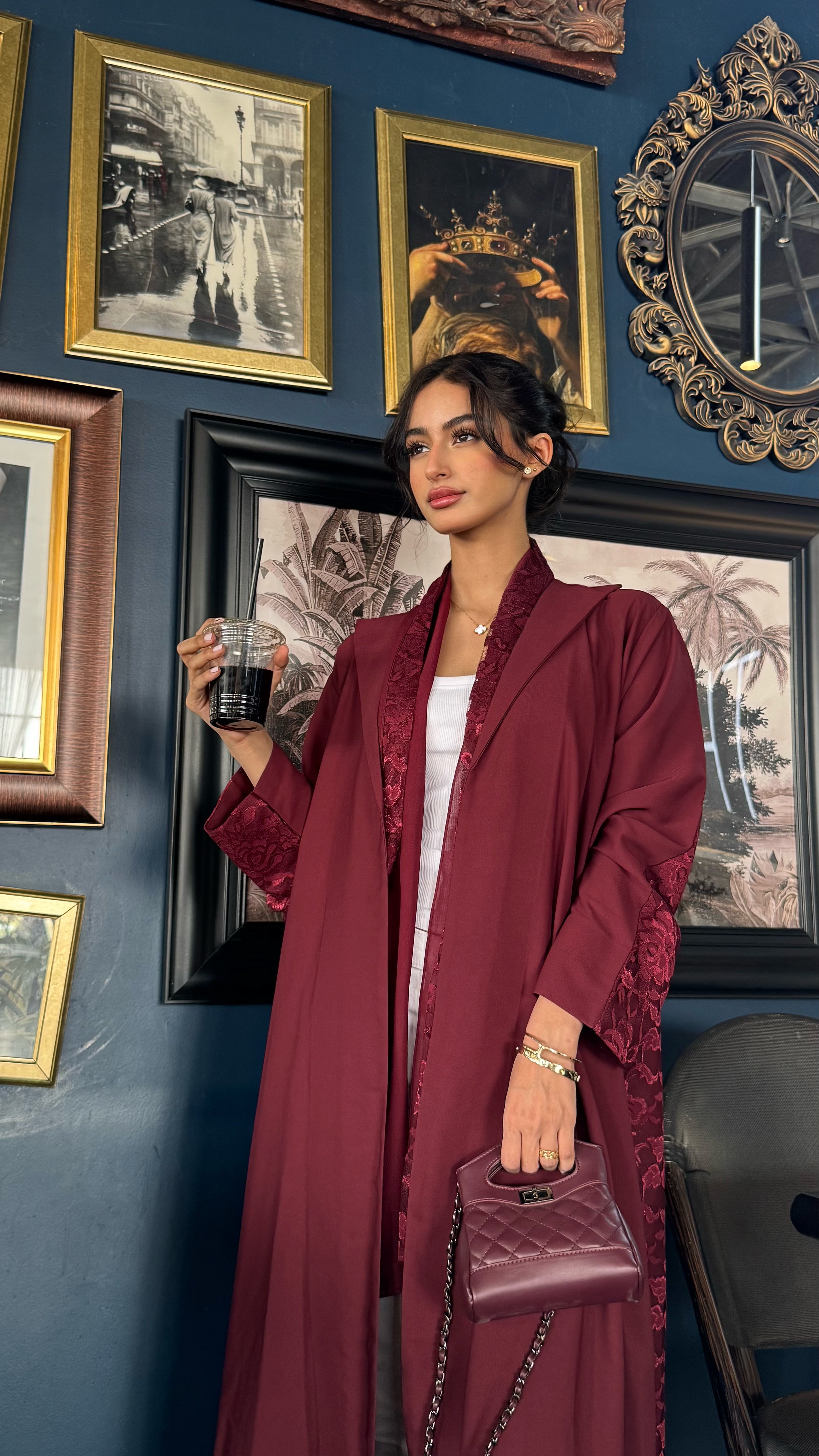 MW645 - Light Crepe Standing with Jacquard Half-Cloche