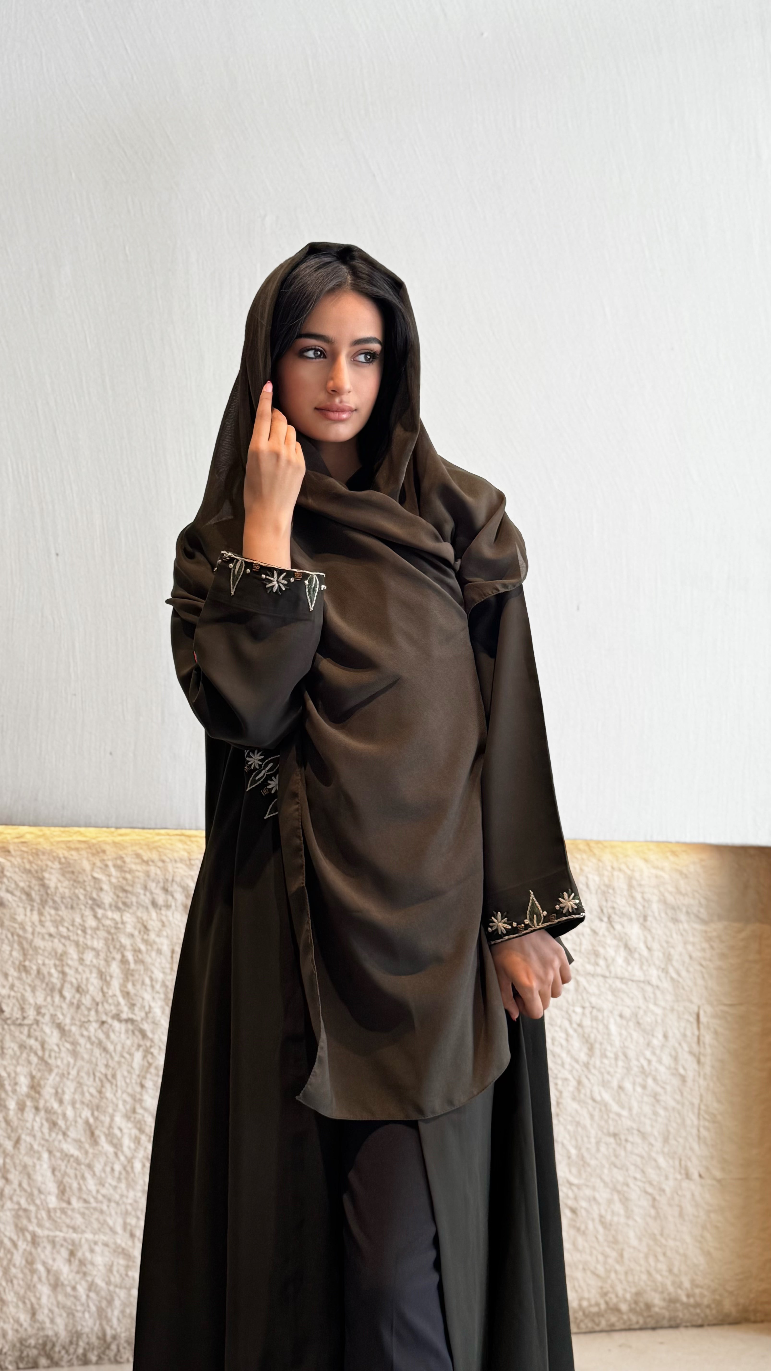 MWT676 - عباية زيتي شك - Aya