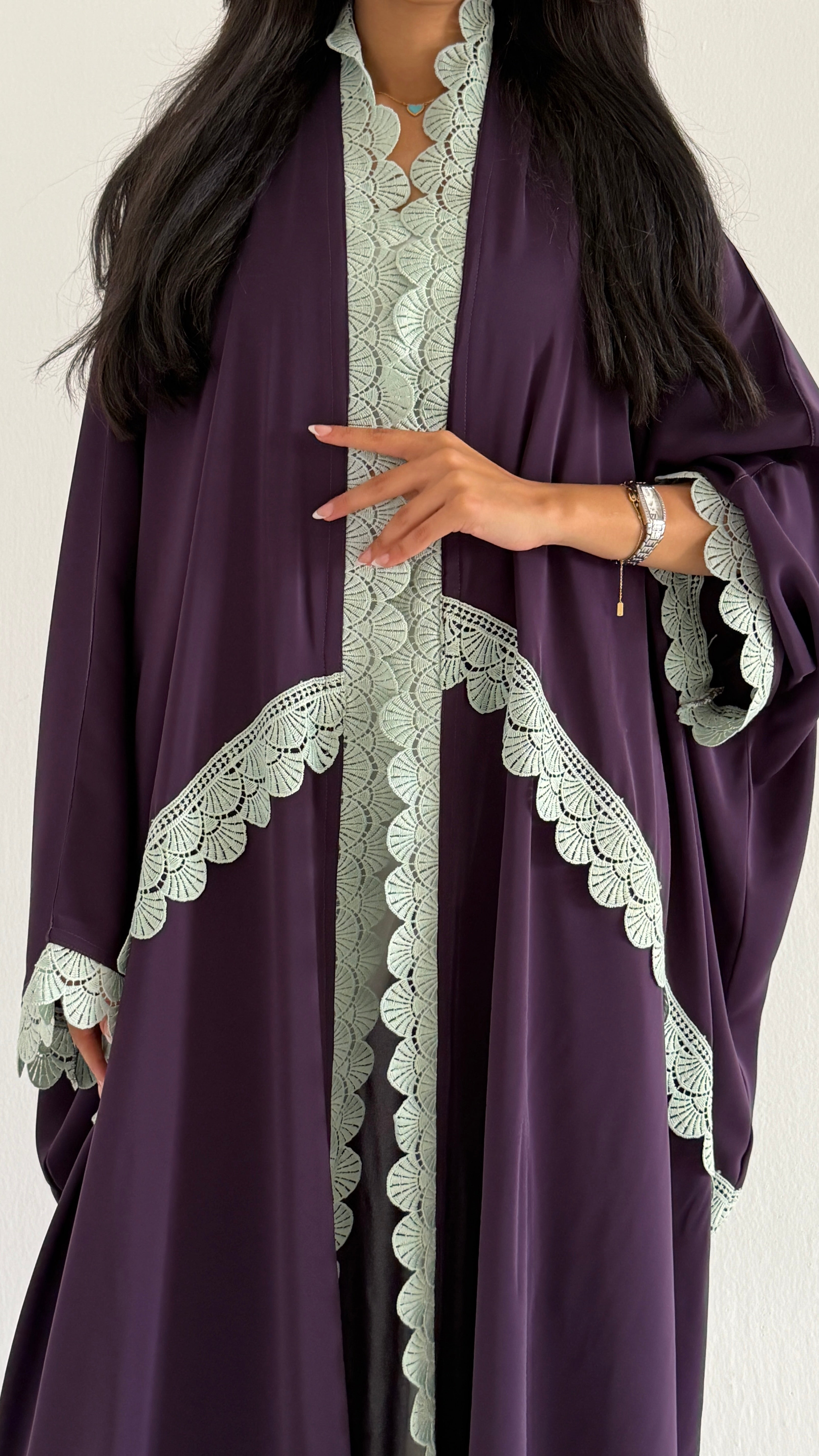 MW2162 - عبايه كريب مع اضافه كلفه مميزه وحصرية - Aya