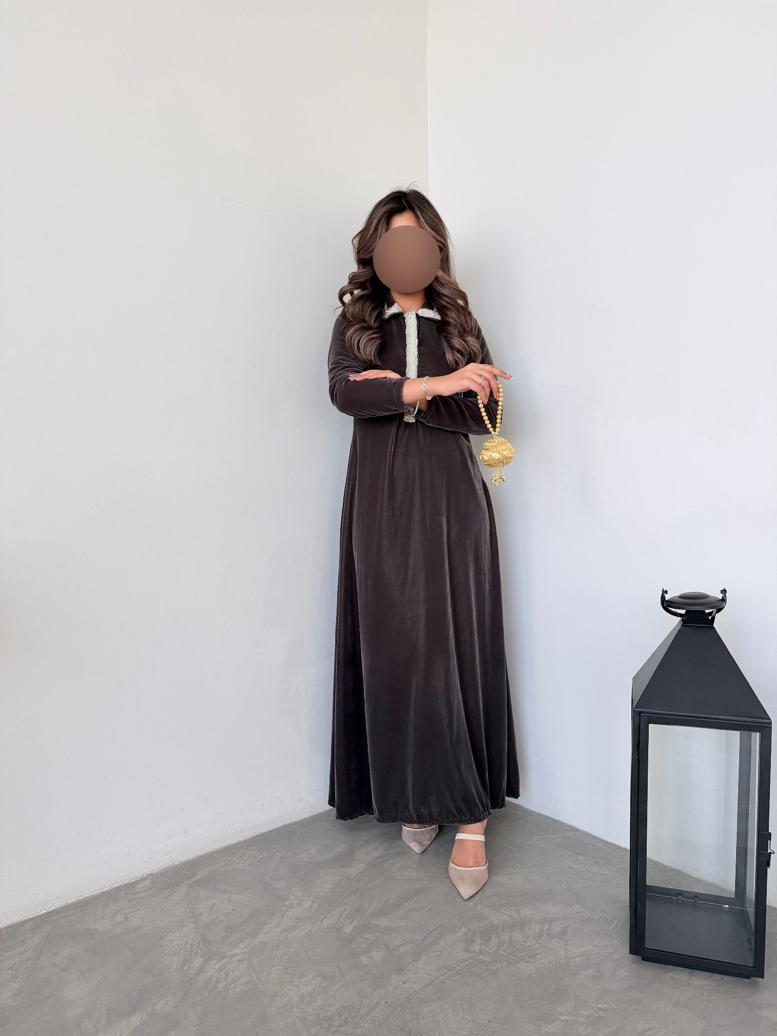 MWJ032 - جلابية رمادي و شك كلفة - Aya