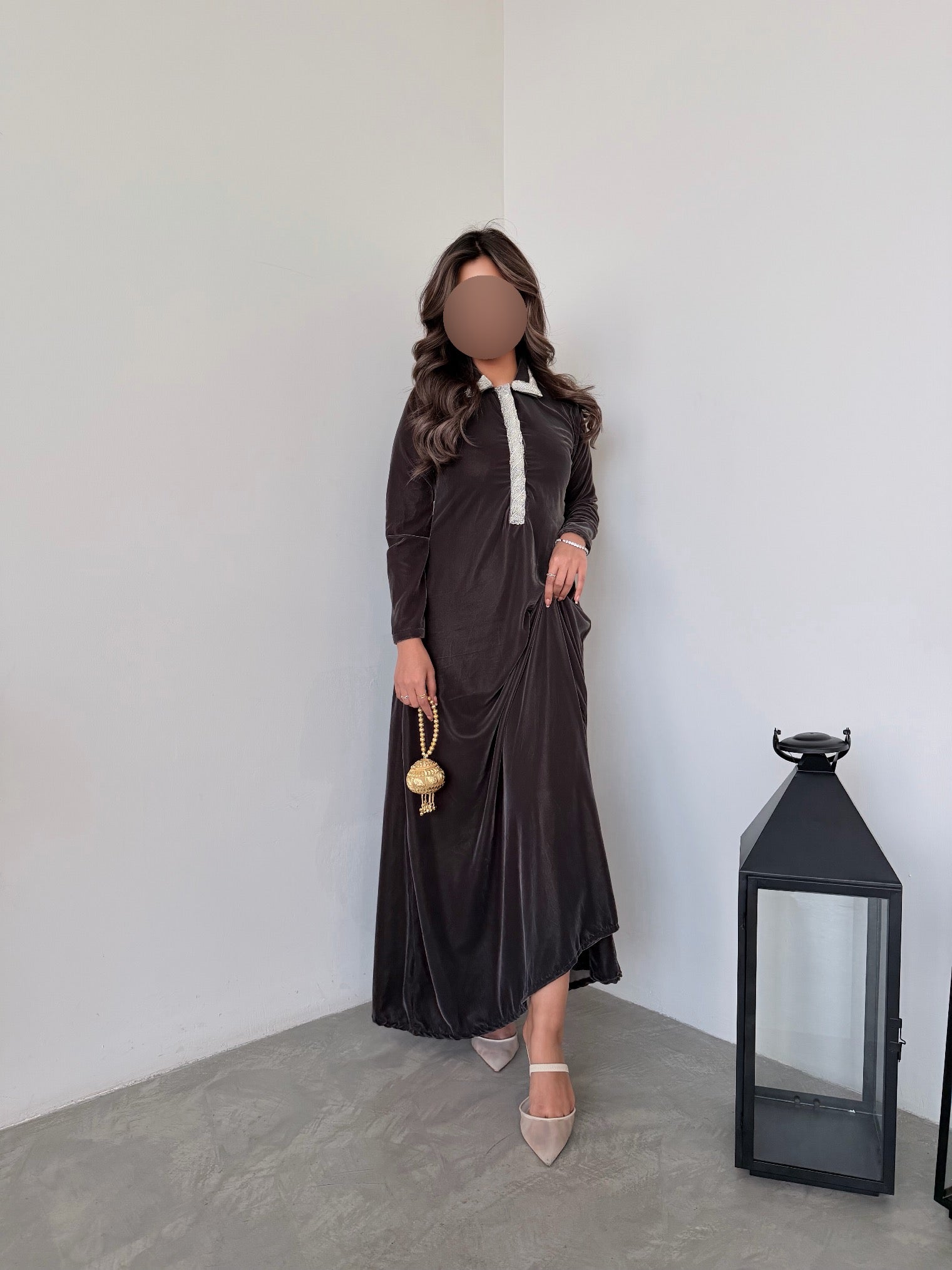 MWJ032 - جلابية رمادي و شك كلفة - Aya