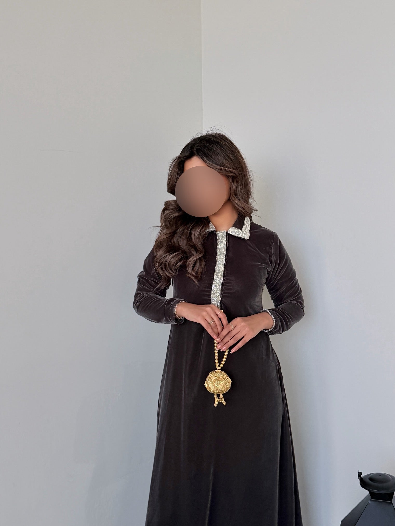 MWJ032 - جلابية رمادي و شك كلفة - Aya