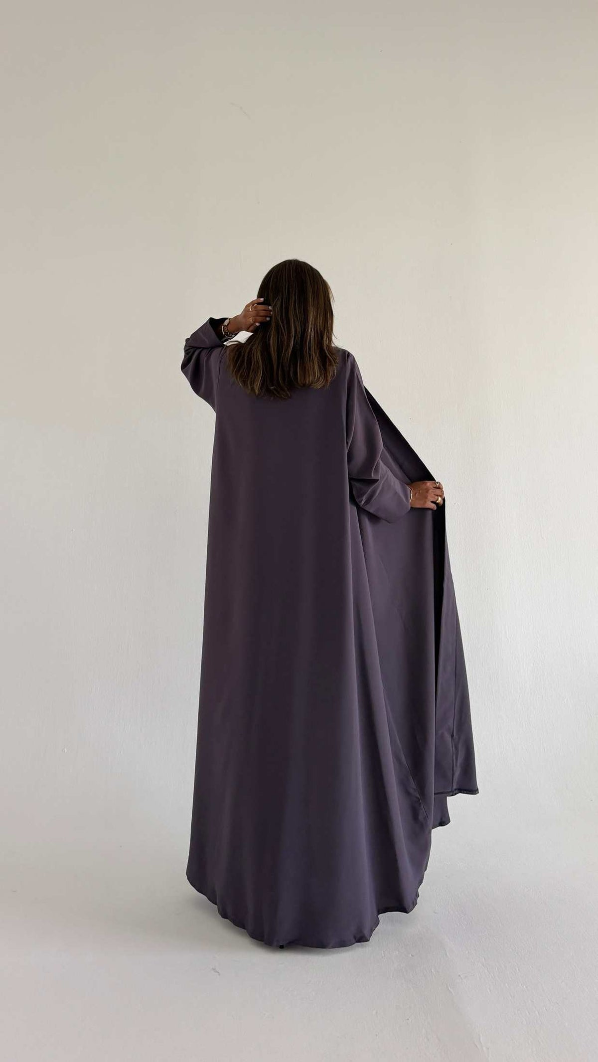 MWT1531 عباية كريب بيسك|Basic Crepe Abaya - Aya