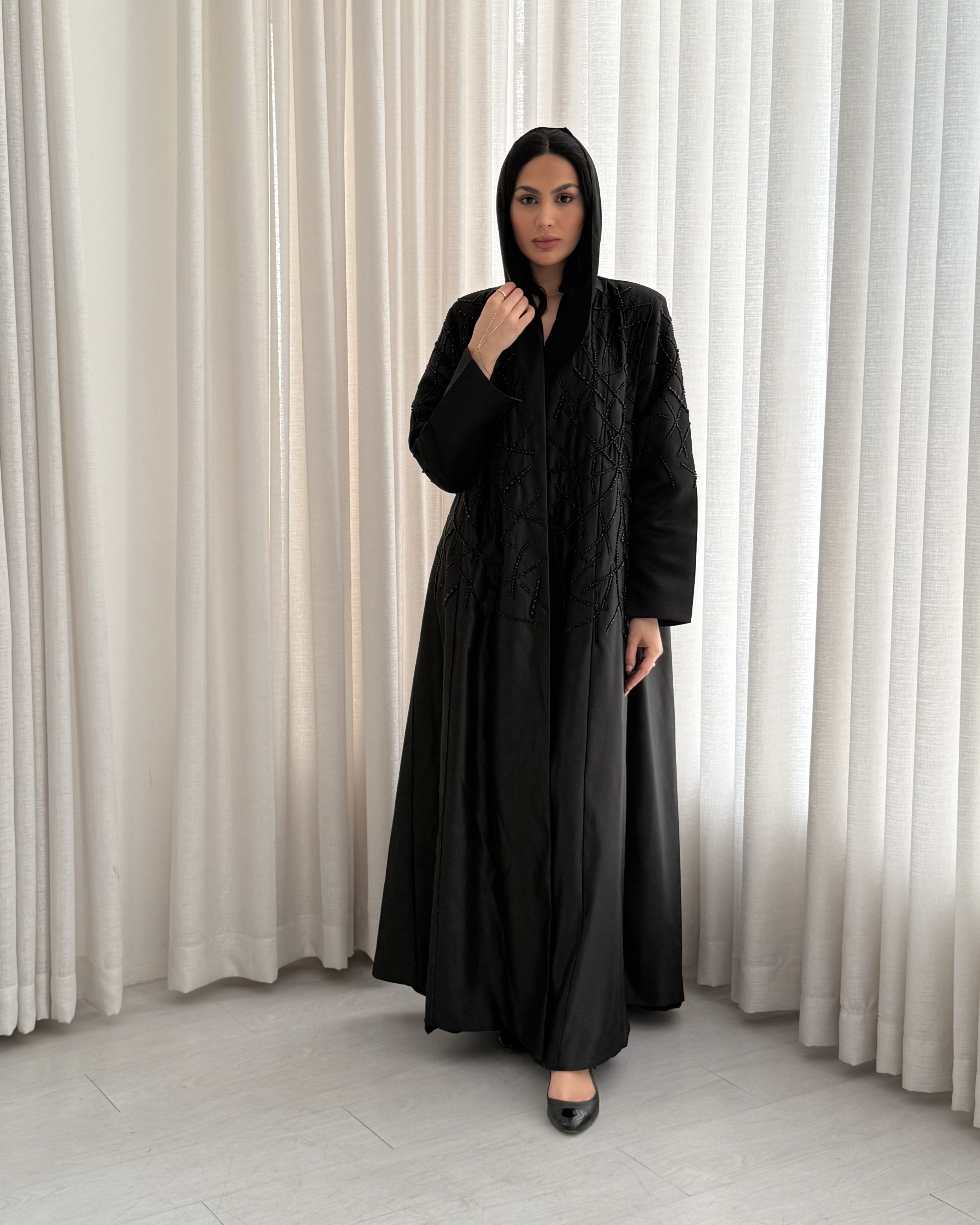 MW1356  -عبايه سودا شك اسود