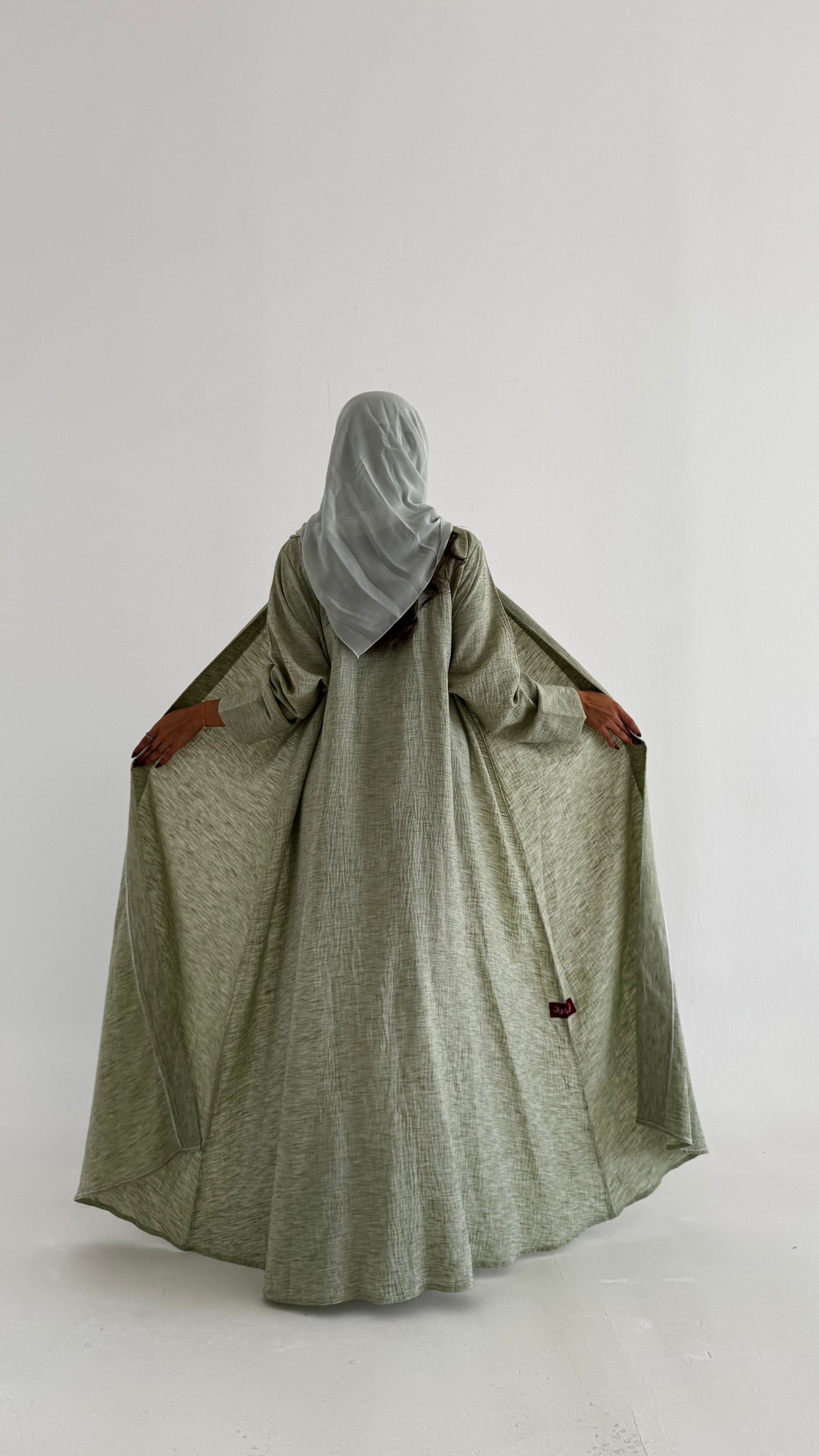 MWT529 - عباية أخضر فاتح لنن - Aya