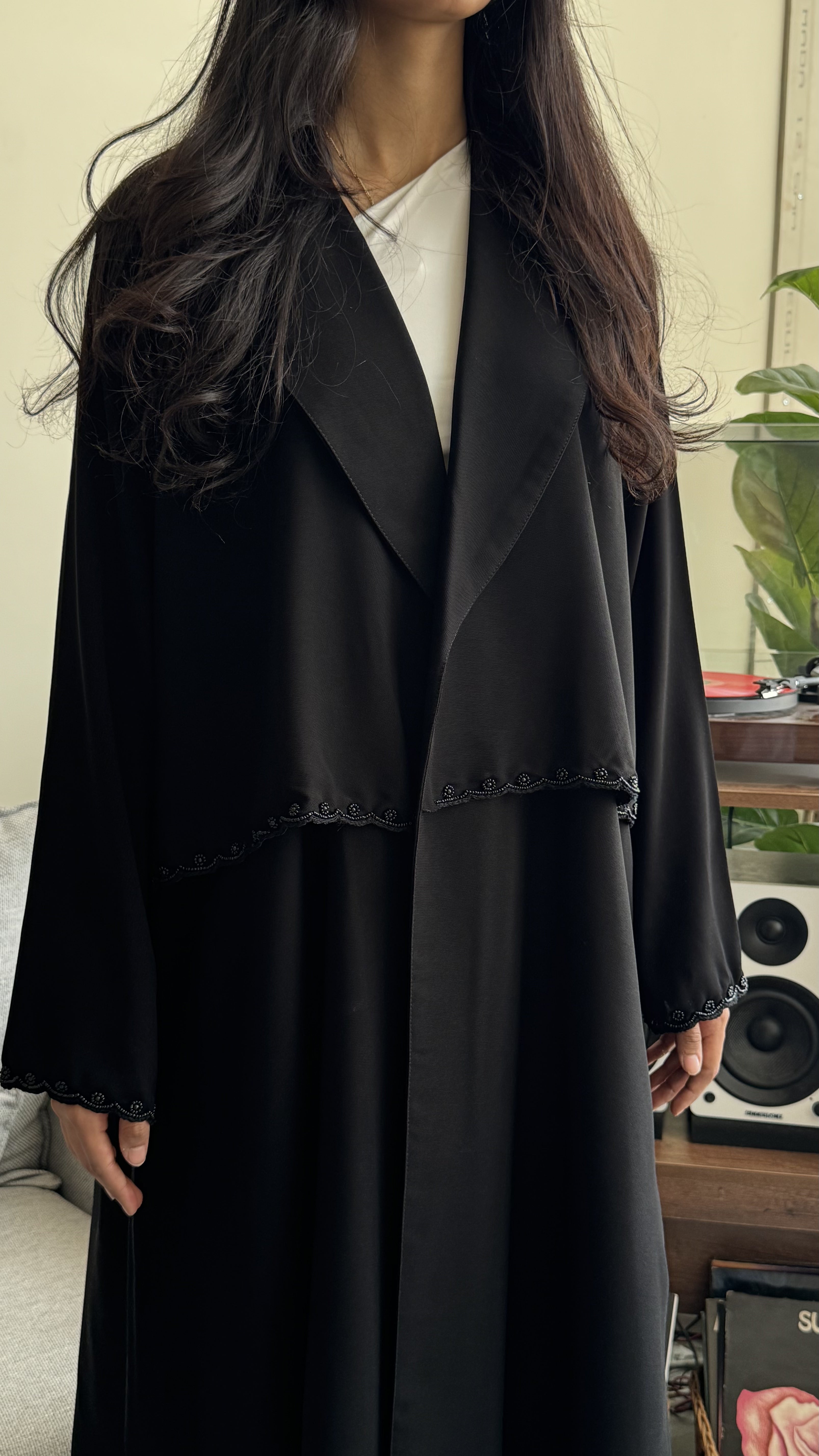 MW1635 - عباية سوداء بتطريز أسود | Black Abaya with Black Embroidery - Aya