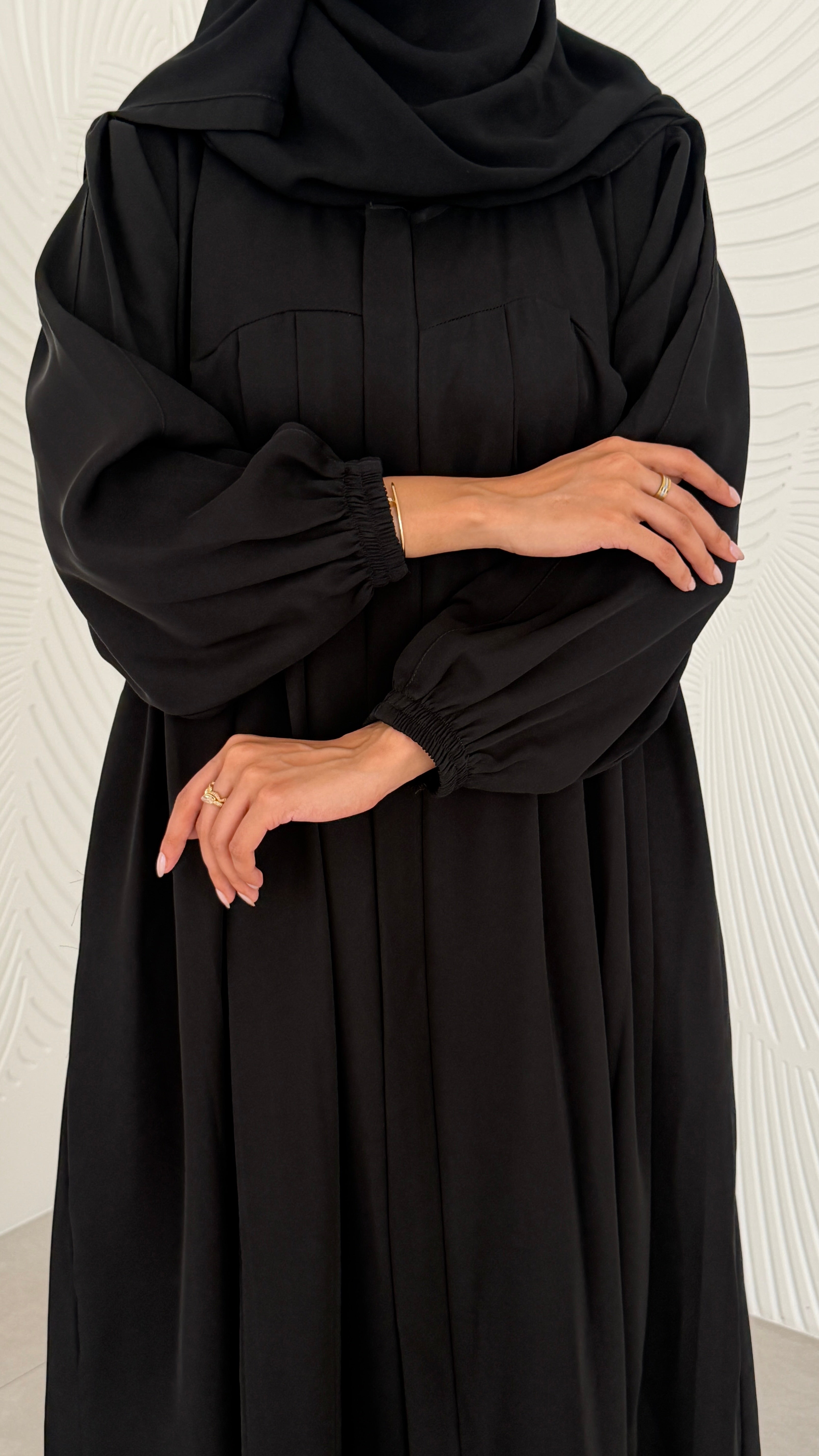 MWO012 - باكدج عباية نص كلوش بكم مطاط - Aya