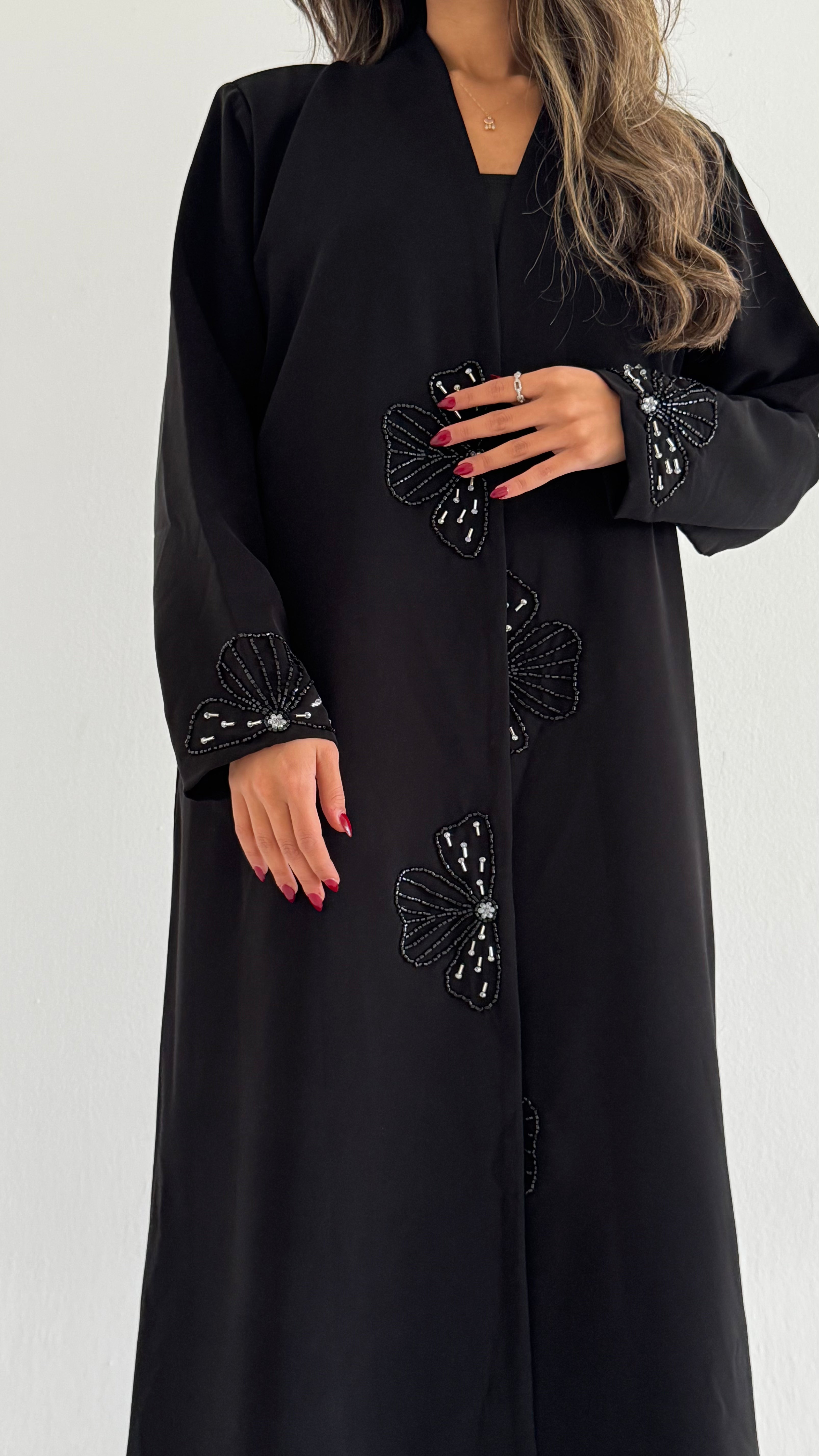 MW1793 - عباية قماش كوبرا شغل يدوي - Aya