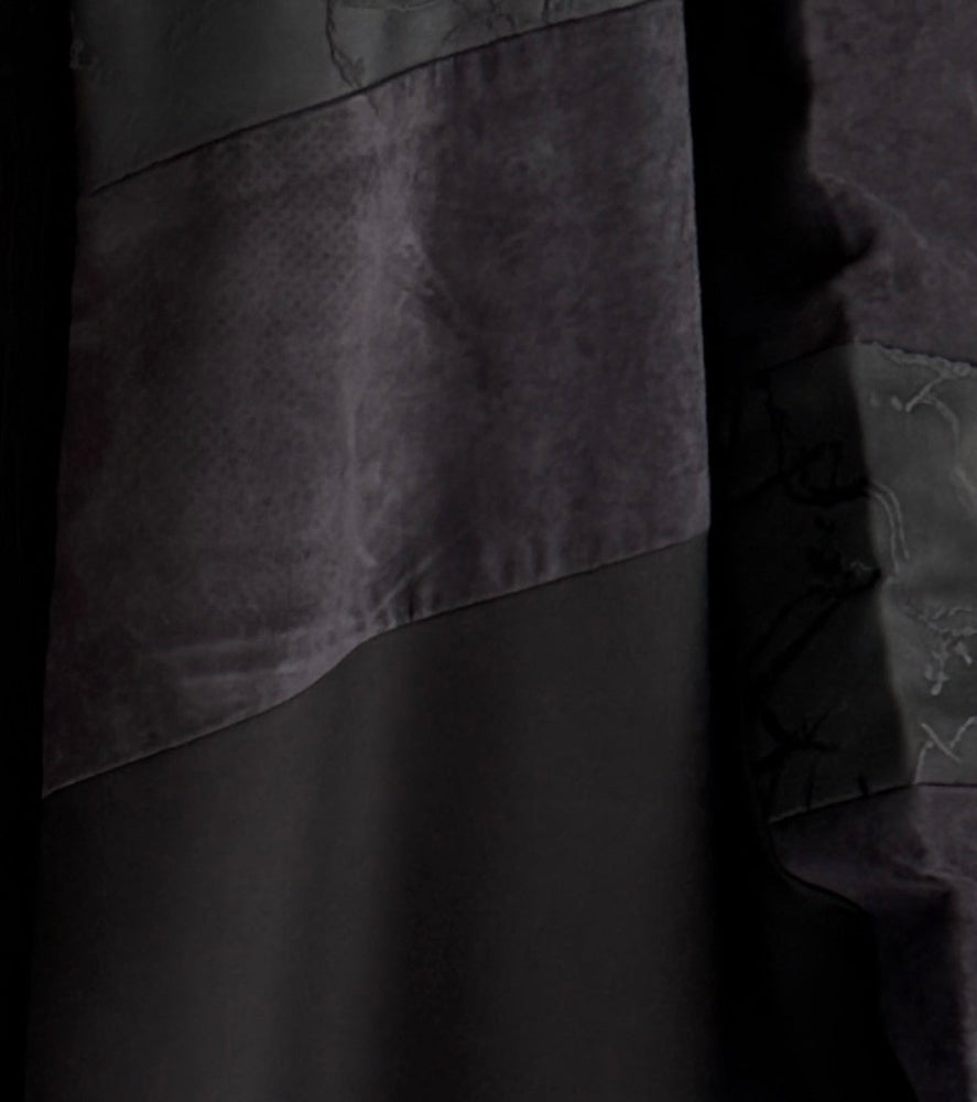 MW2041 - عباية بليزر مع اضافه ثلاثة خامات ليعطي طابع الاناقة - Aya