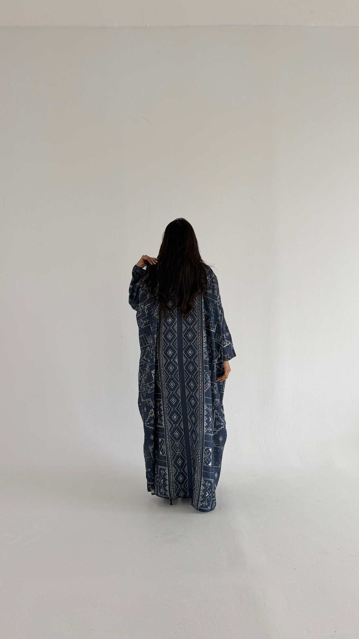 MWT2019 - عباية لنن صيفية  | Summer linen abaya - Aya