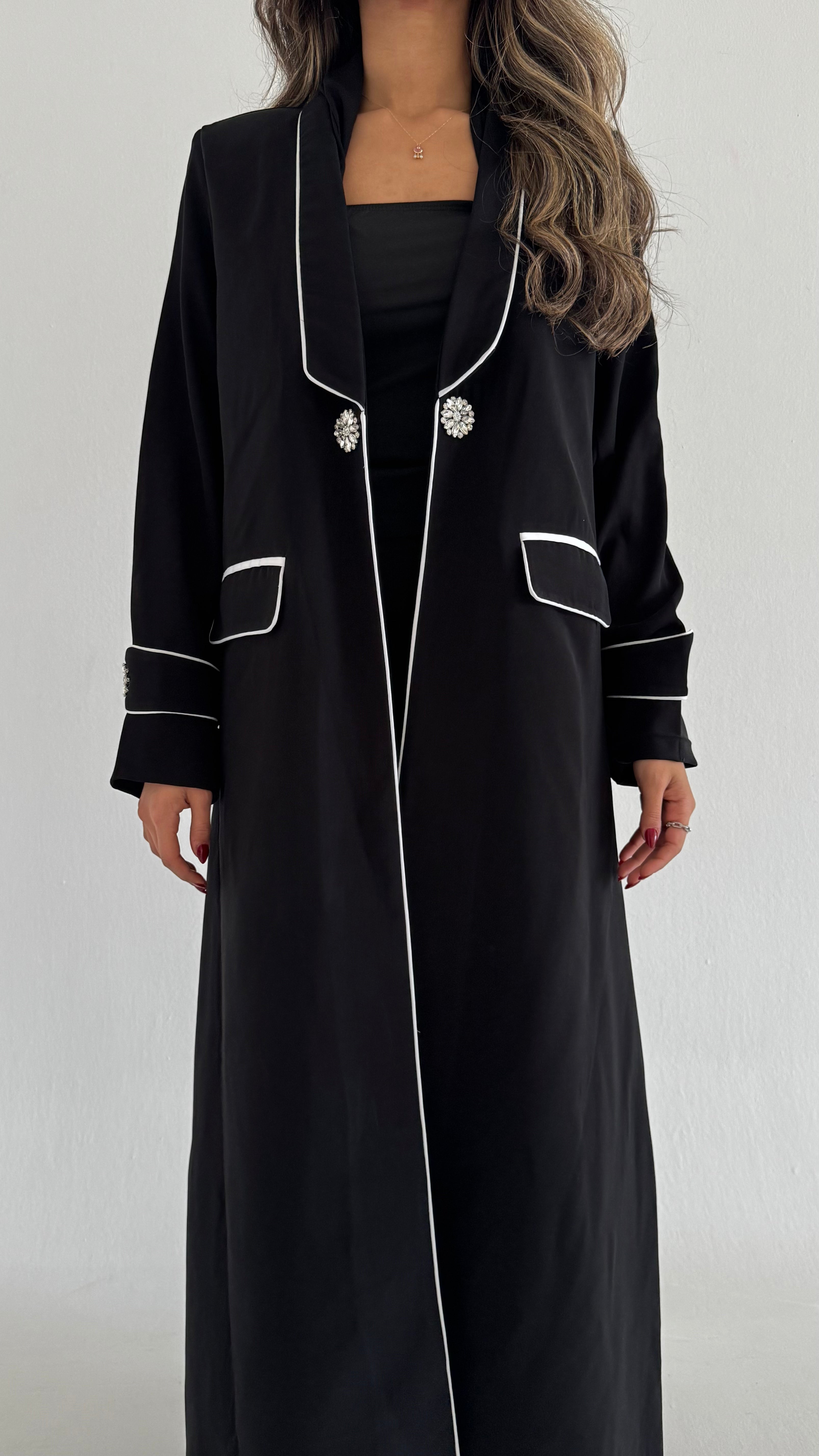 MW1722 - عباية بليزر بقصة نص كلوش - Aya