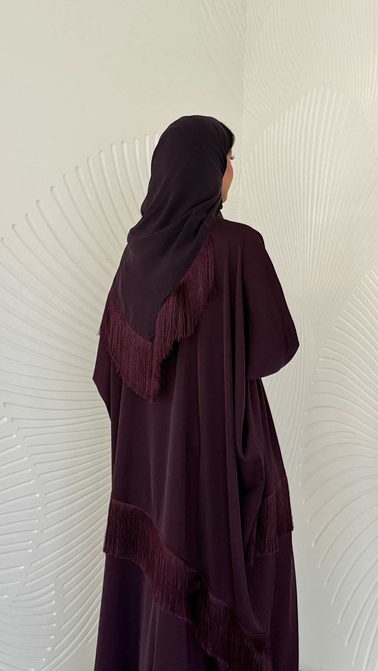 MWT1232 - عبايه بتدخيله هدب - Aya