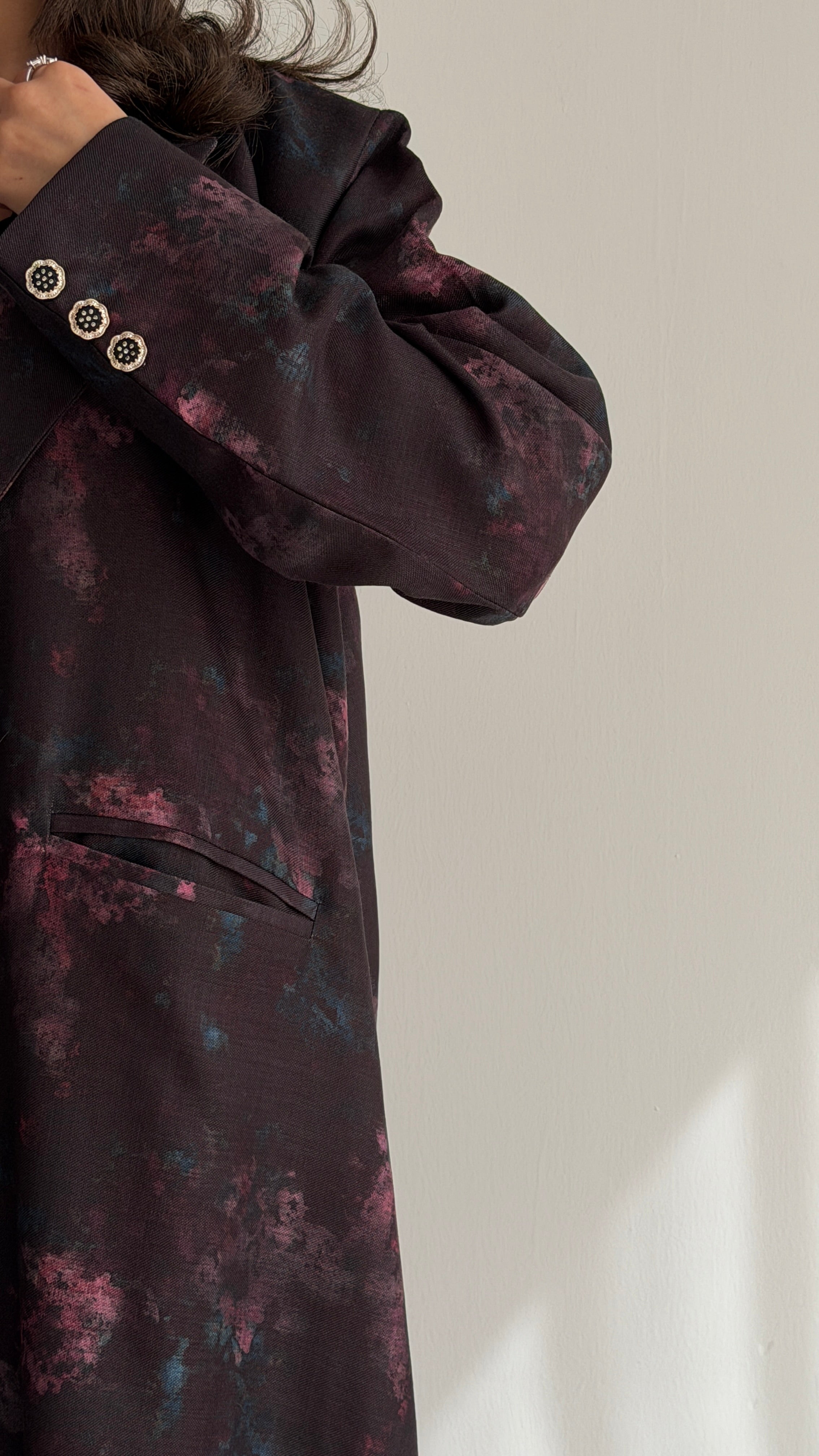 MWT1037 -  عباية بليزر طباعة | Printed Blazer Abaya - Aya