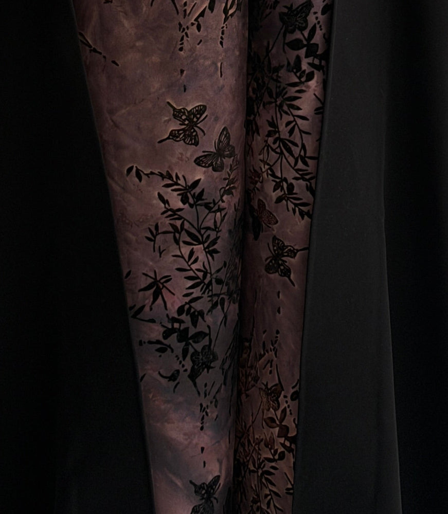 MW2027 - عباية كريب مع اضافه تدخيلات من الكريب المشجر - Aya