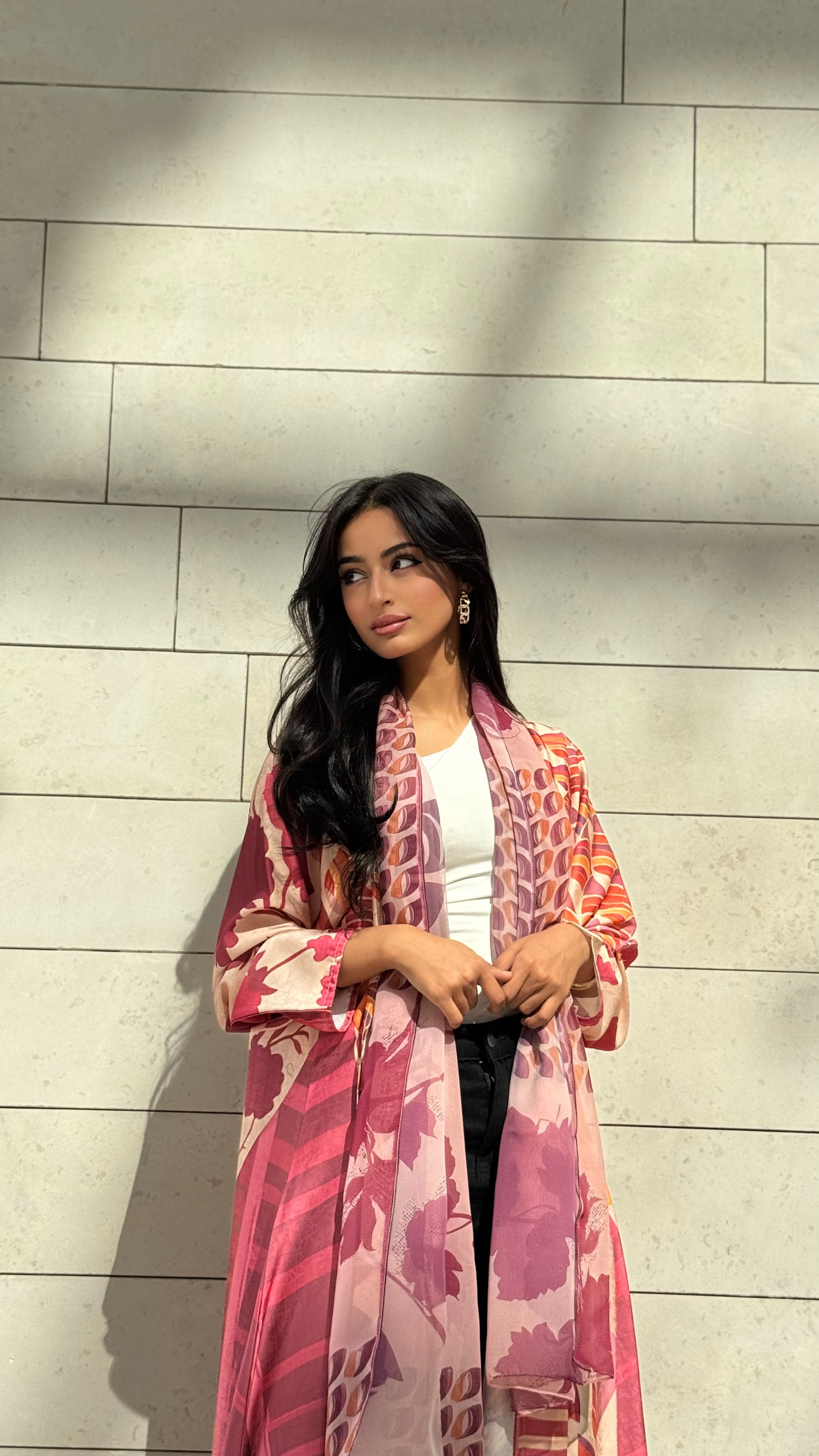 MW1636 -   Magestic Pink | عباية مطبوعة وردية - Aya