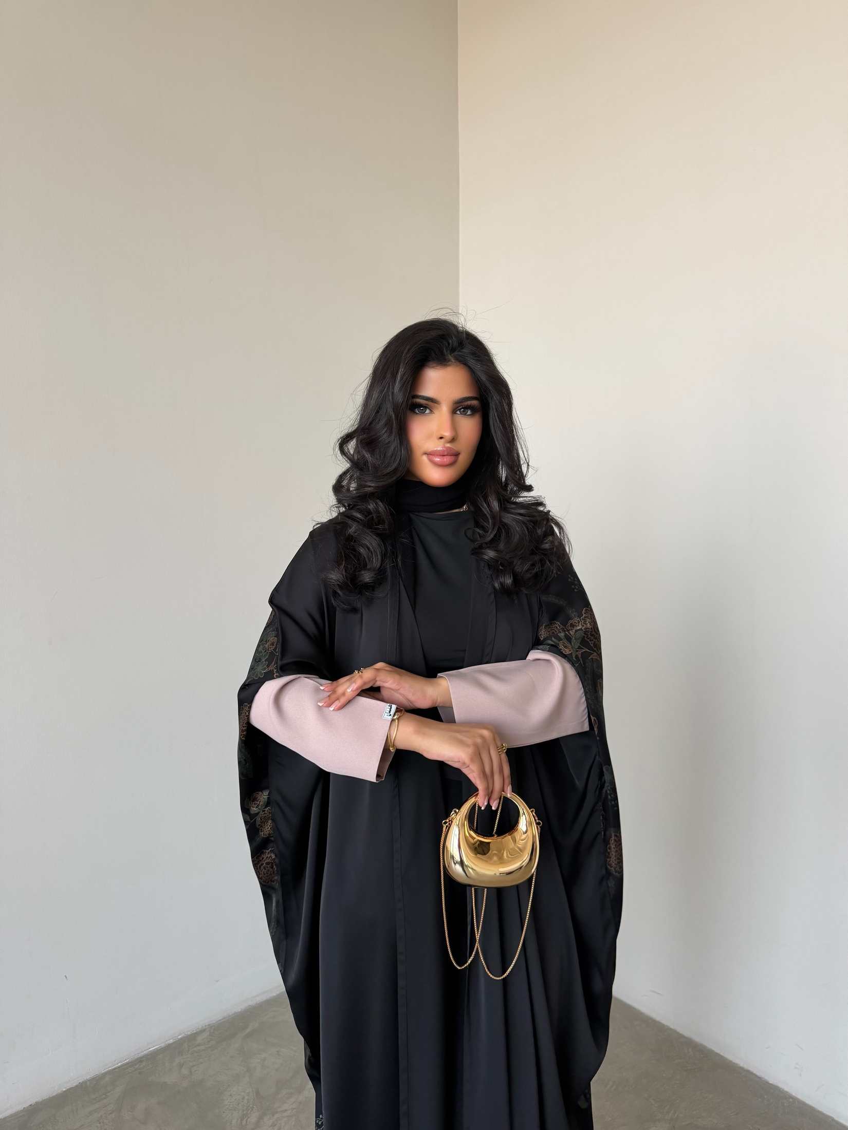 MWT4321 - عباية بشت تيك توك ومينمت أسود وبيج - Aya