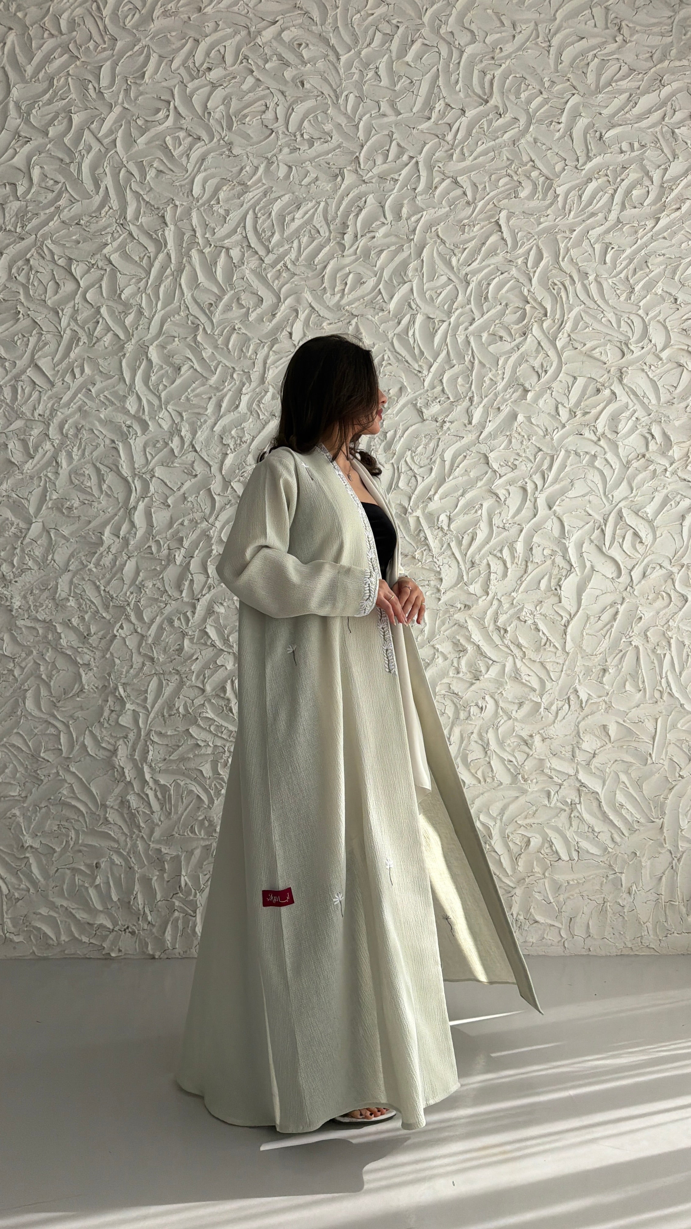 MW2054 - عباية لنن هندي قصه هينك تطريز يدوي - Aya