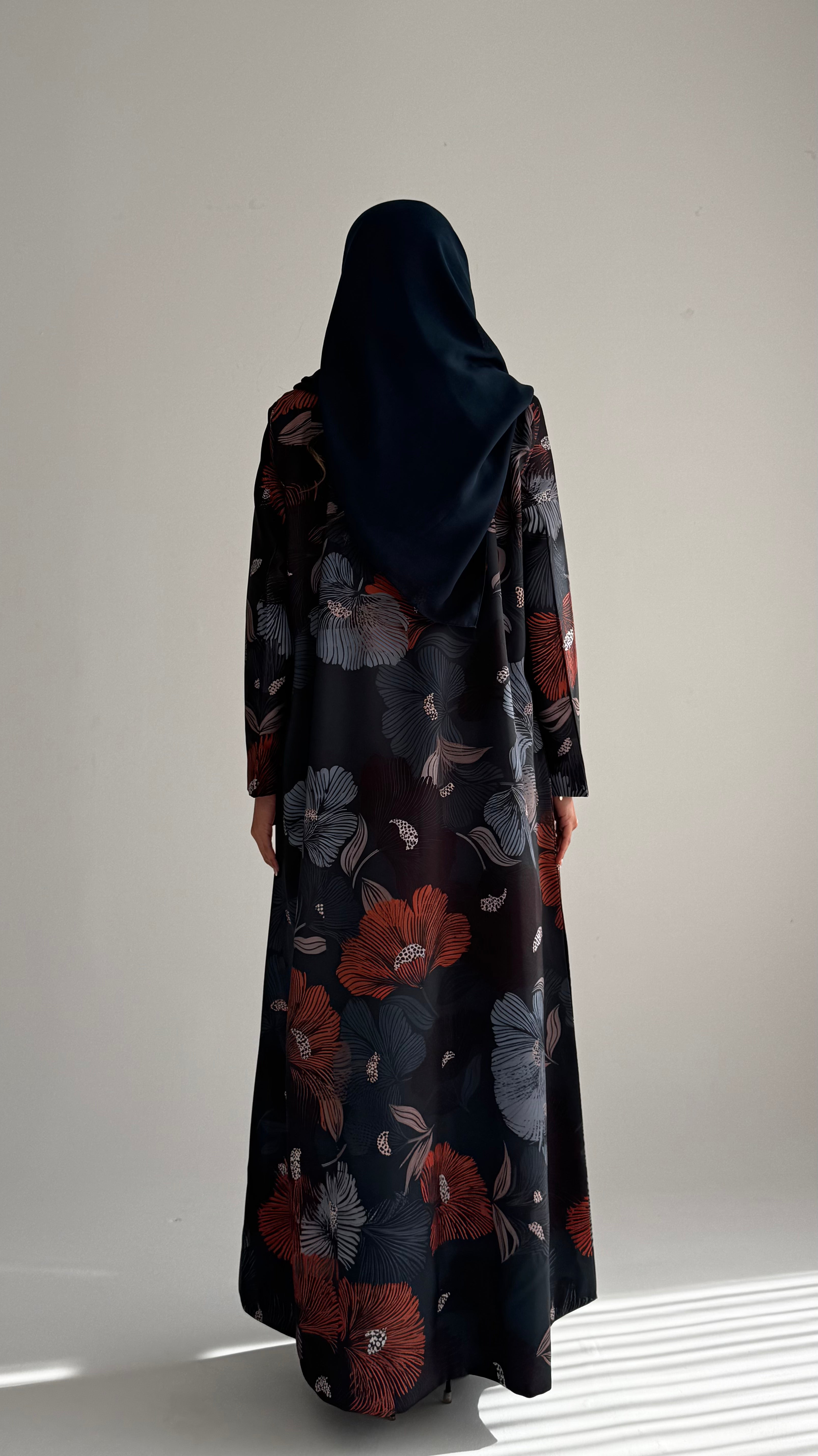 MWT842 - عباية بليزر طباعة | Printed Blazer Abaya - Aya
