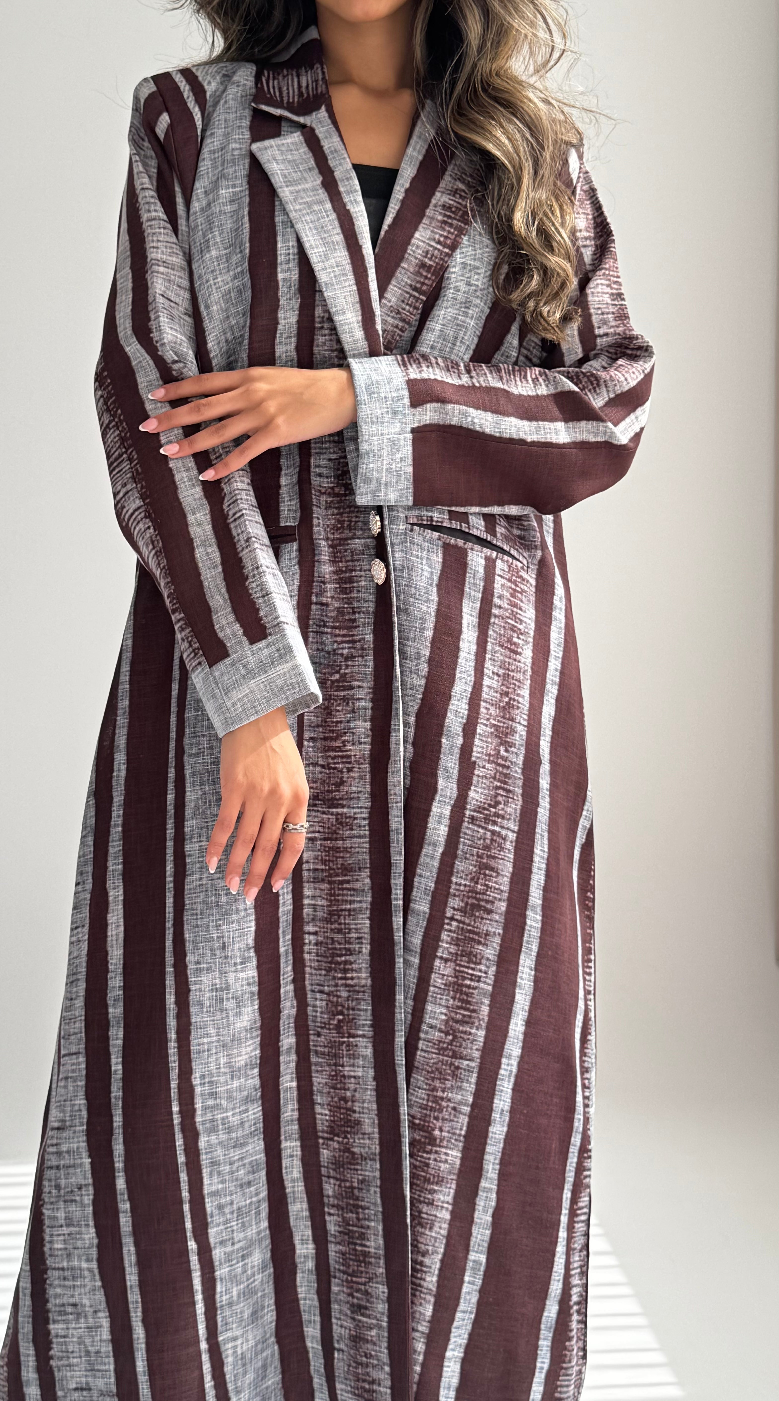 MWT832 - عباية بليزر طباعة | Printed Blazer Abaya - Aya