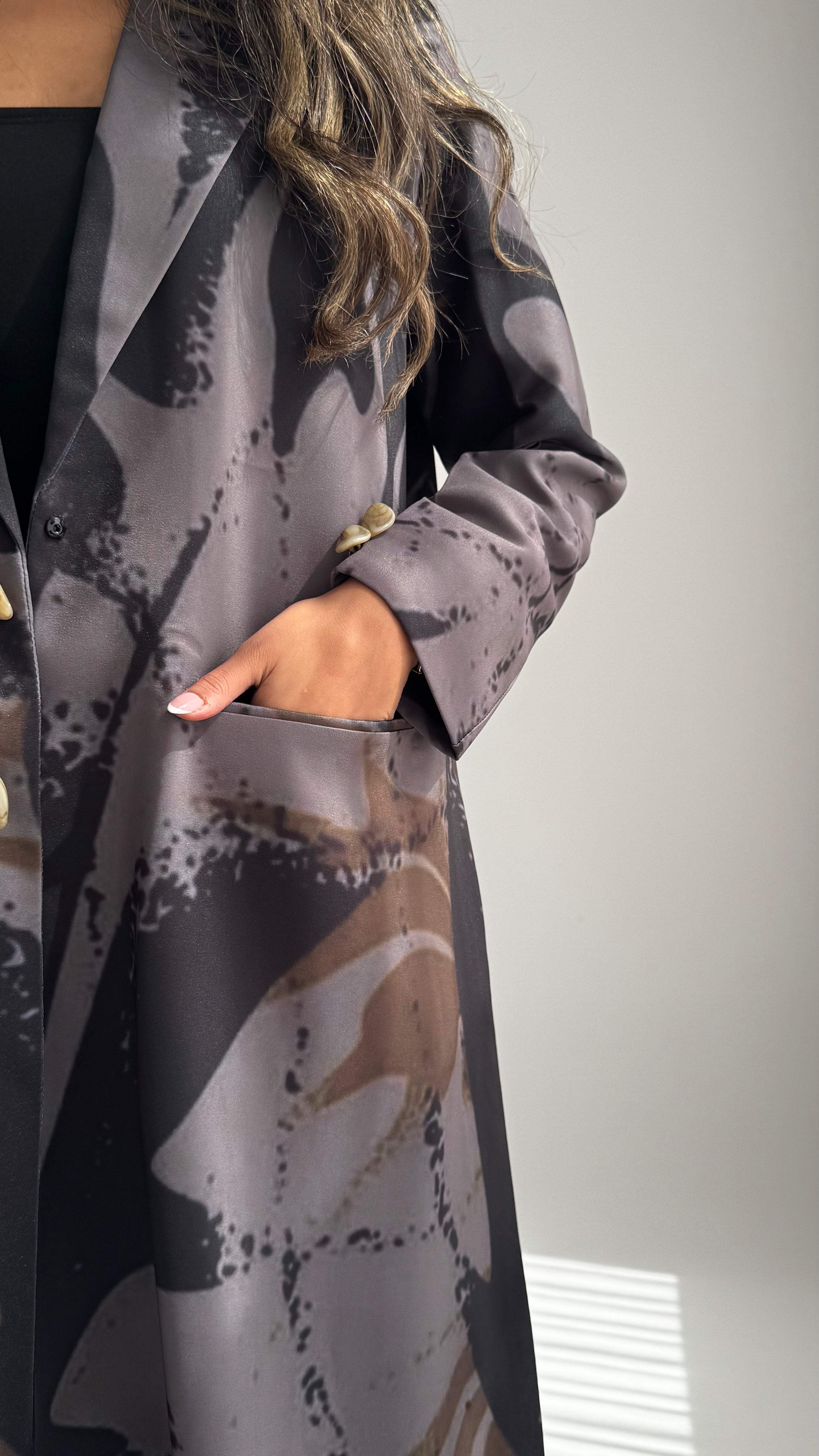 MWT841 - عباية بليزر طباعة | Printed Blazer Abaya - Aya