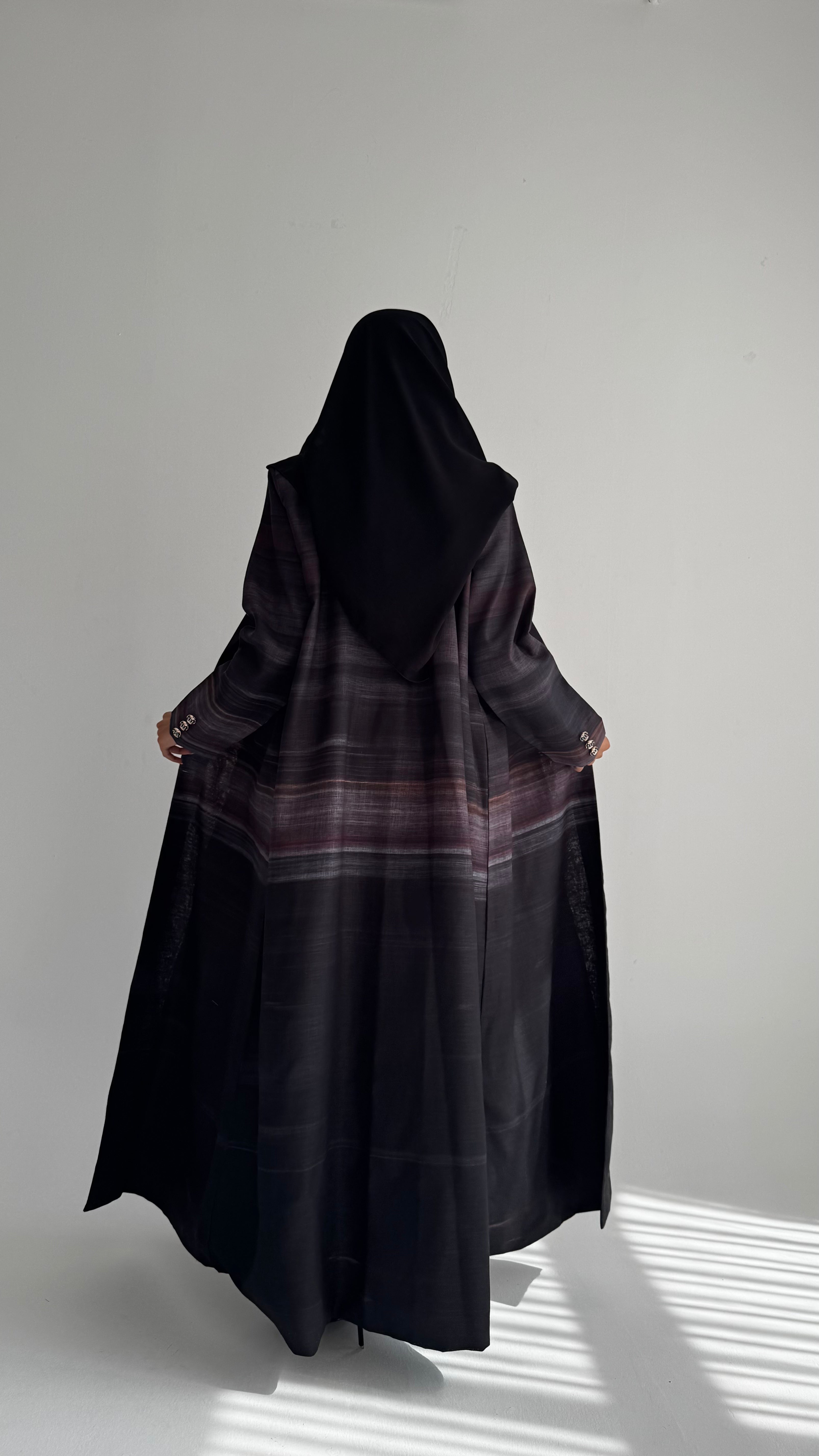 MWT840 - عباية بليزر طباعة | Printed Blazer Abaya - Aya