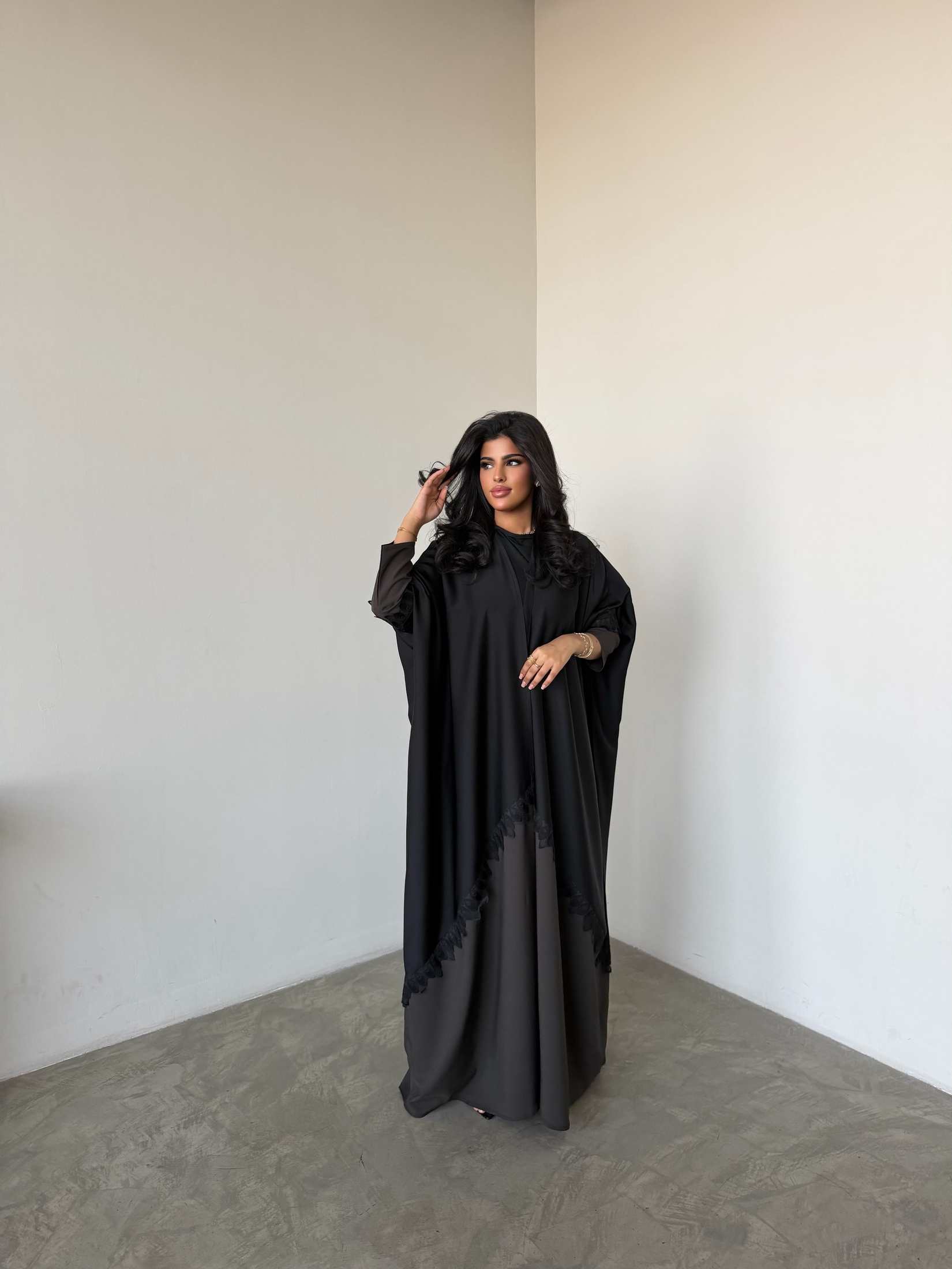 MWT4327 - عباية بشت تيك توك أسود ورمادي - Aya