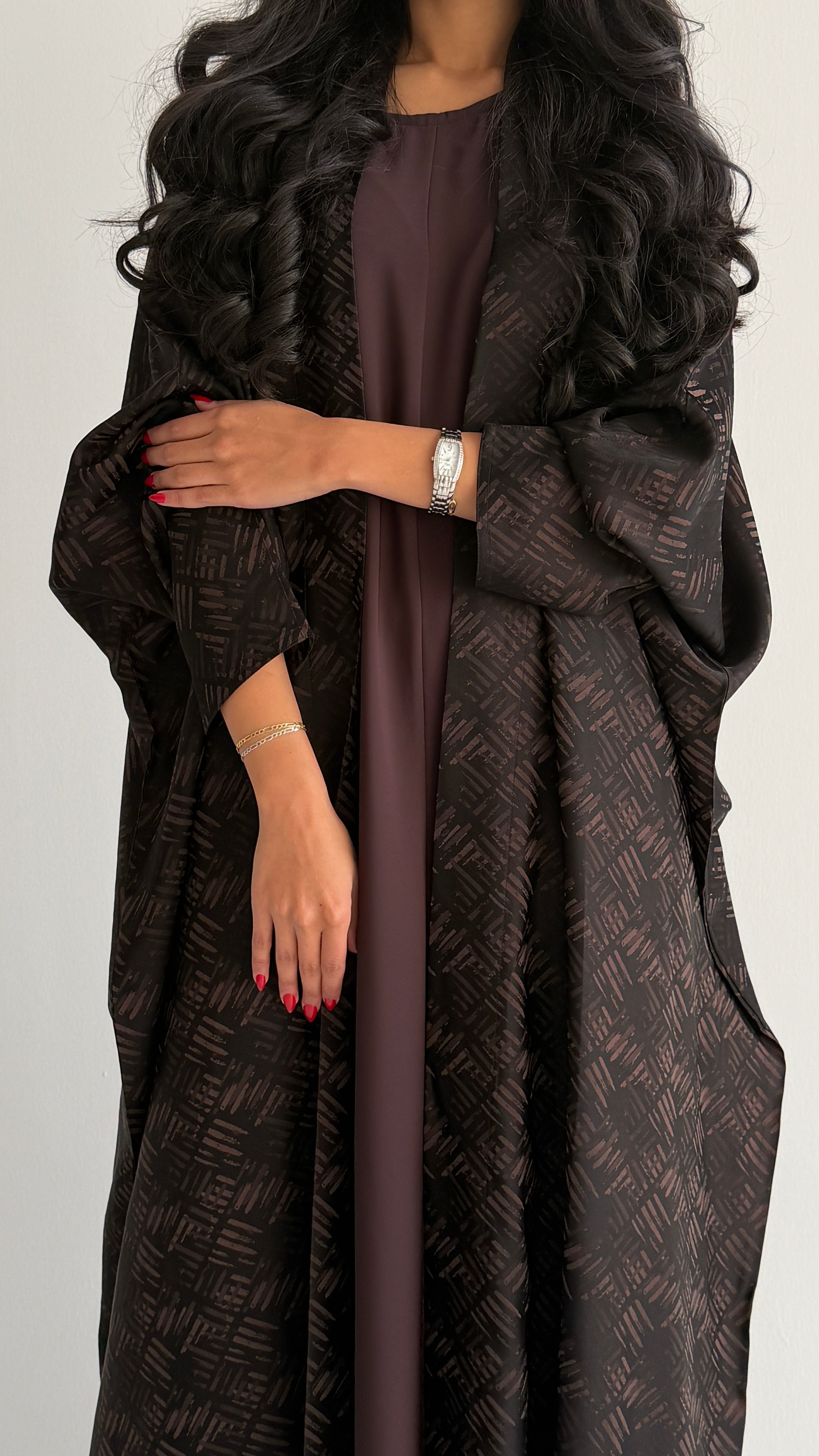 MW2080 -   عباية جاكار قصه بشت مع اضافة فستان داخلي كريب حرير - Aya