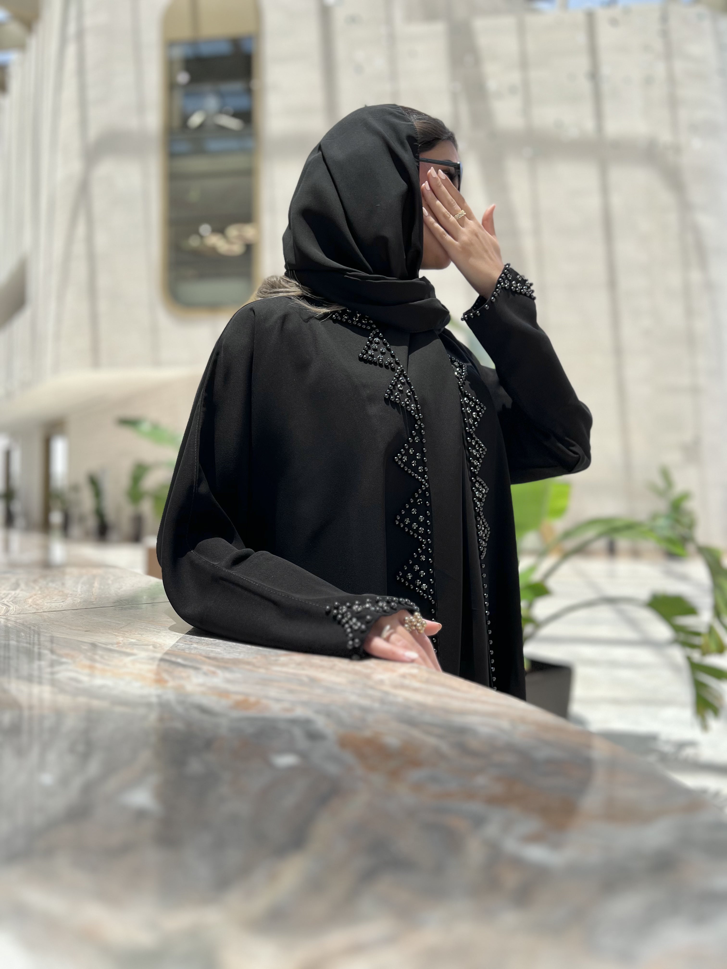 MW645 - Light Crepe Standing with Jacquard Half-Cloche