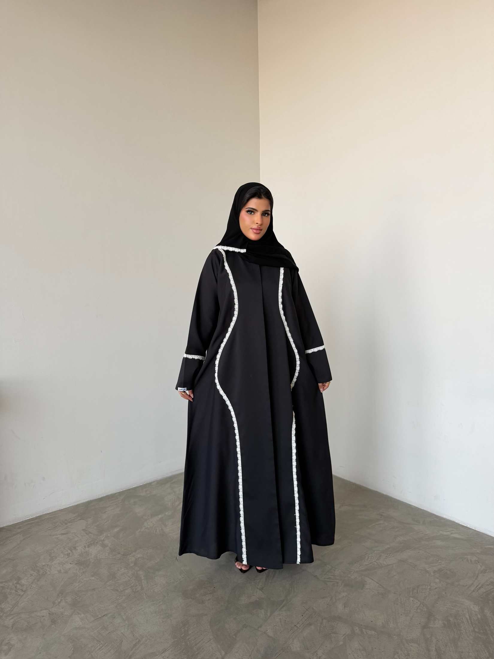 MWT4325 - عباية لينن وكريب تايواني سوداء - Aya