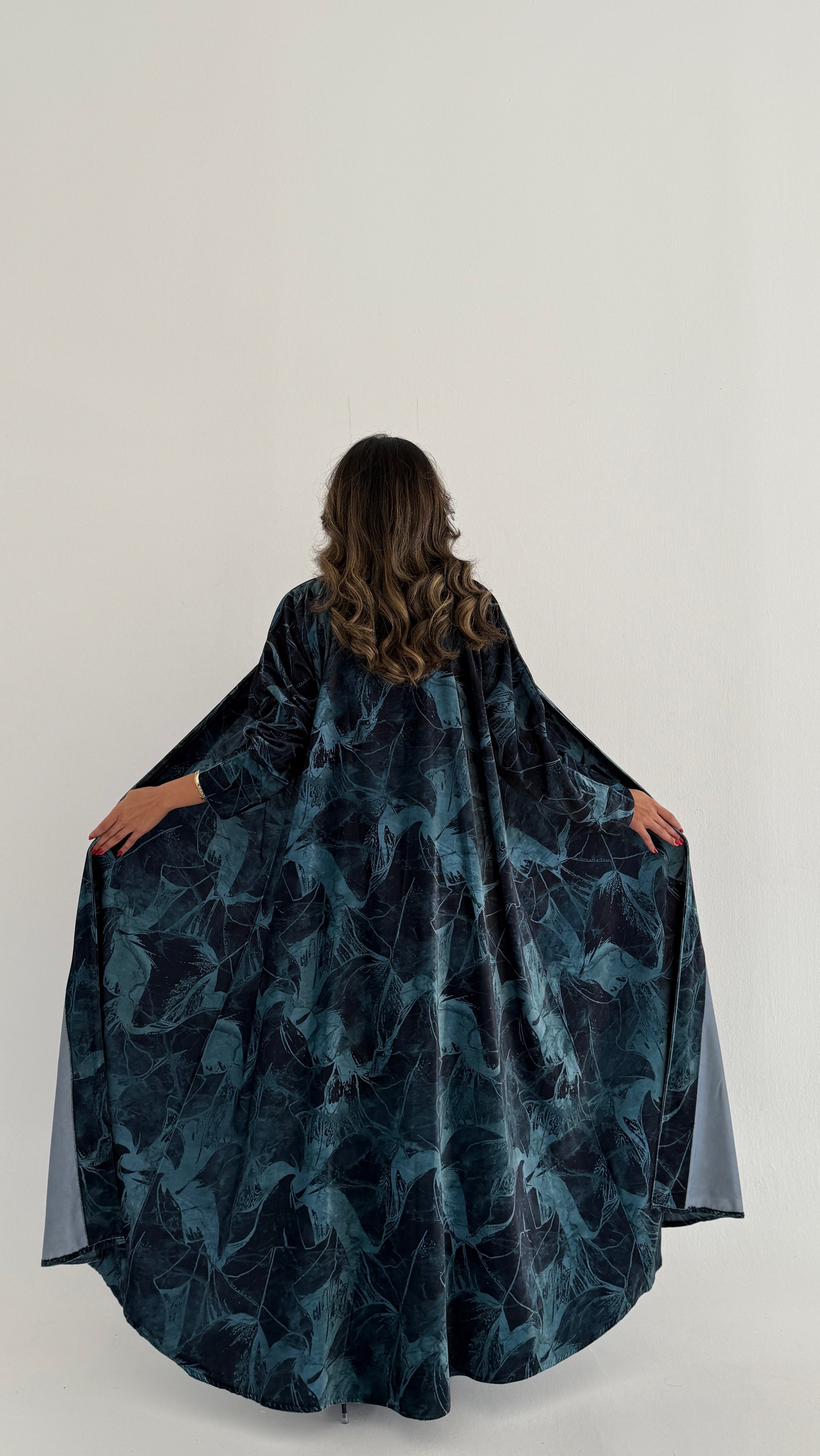 MWT764 - عباية مخمل برينت - Aya