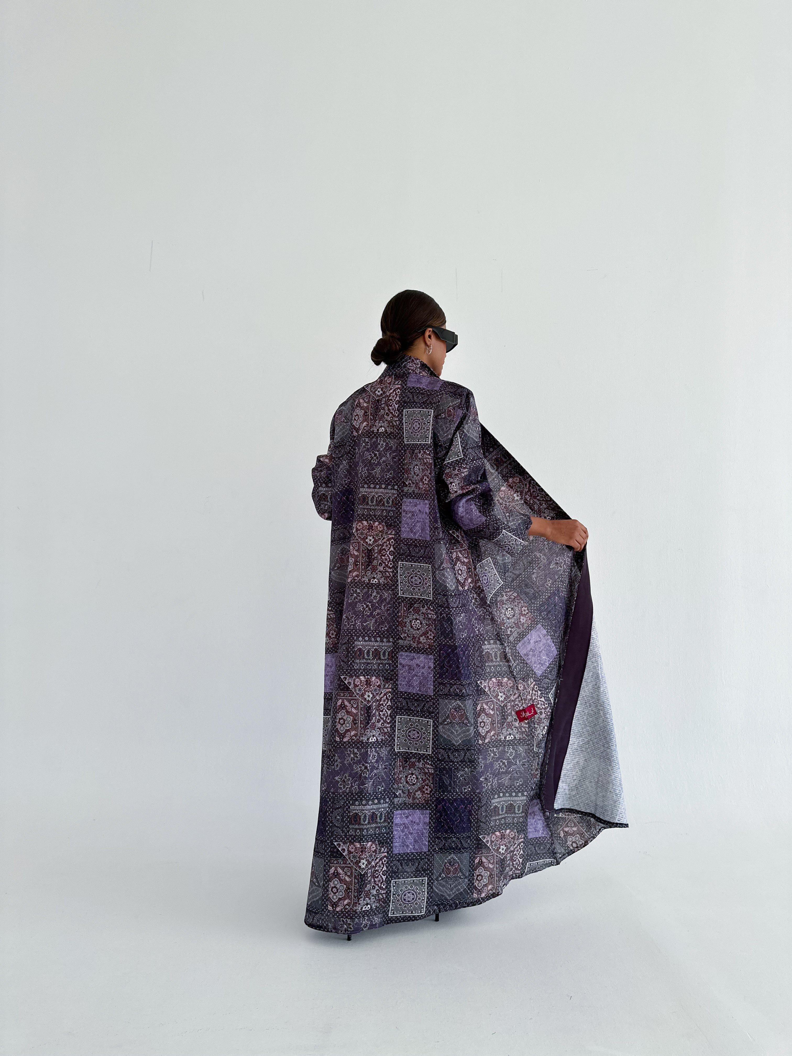 MW645 - Light Crepe Standing with Jacquard Half-Cloche