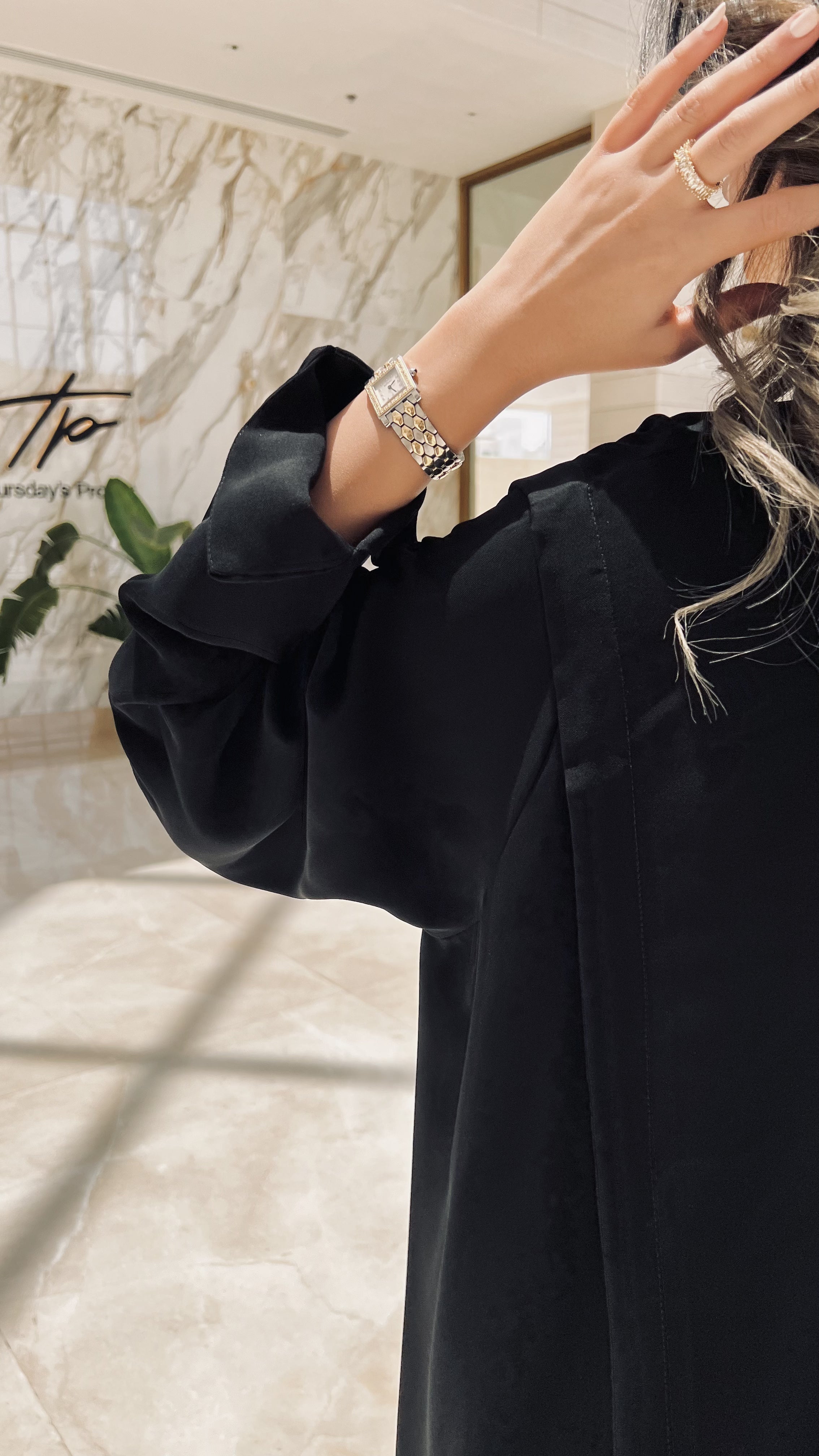MW645 - Light Crepe Standing with Jacquard Half-Cloche