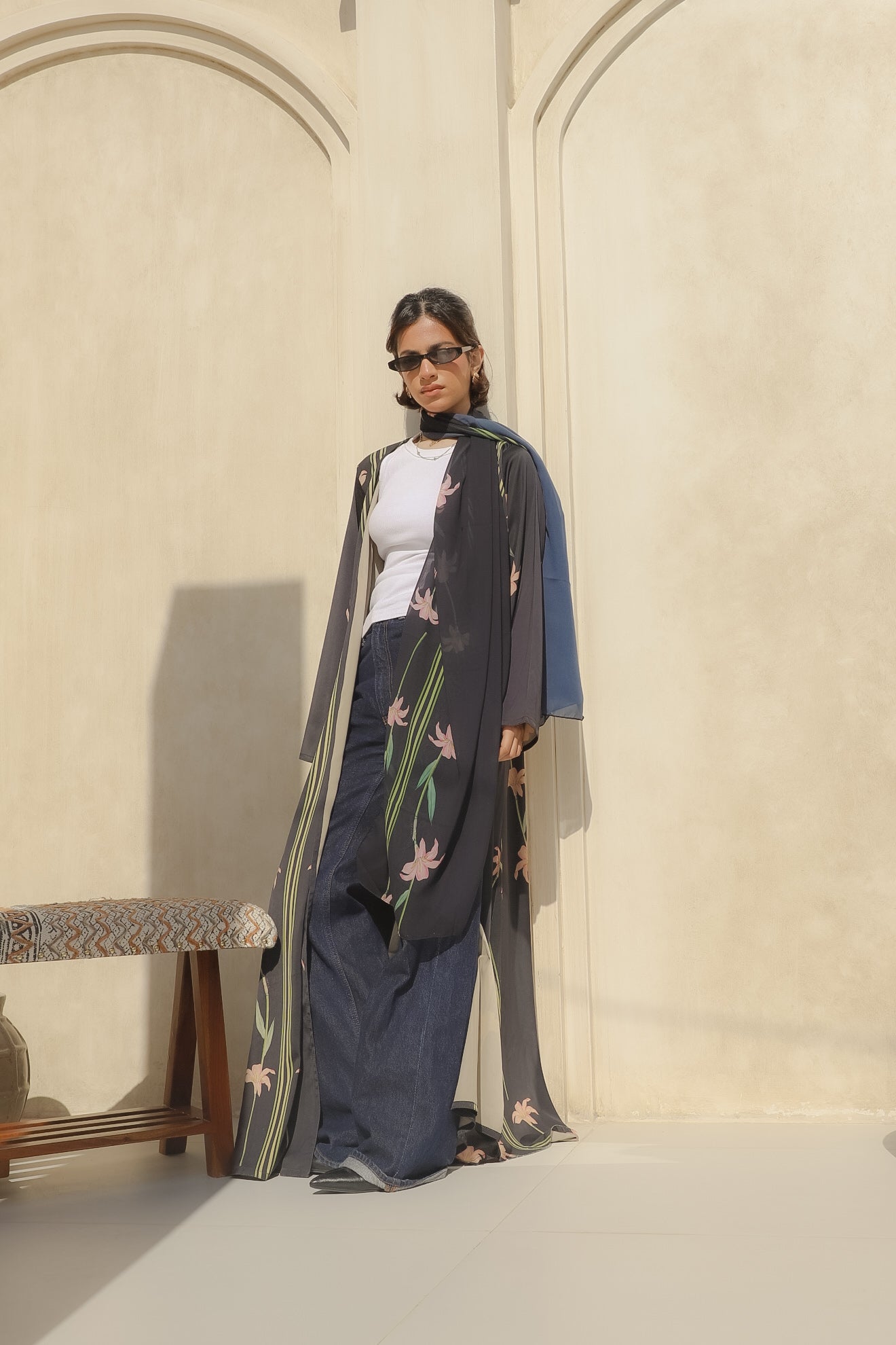 MW645 - Light Crepe Standing with Jacquard Half-Cloche